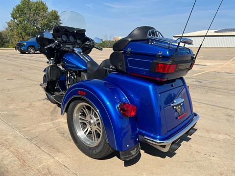 2010 Harley-Davidson Tri Glide™ Ultra Classic® in Dubuque, Iowa - Photo 4