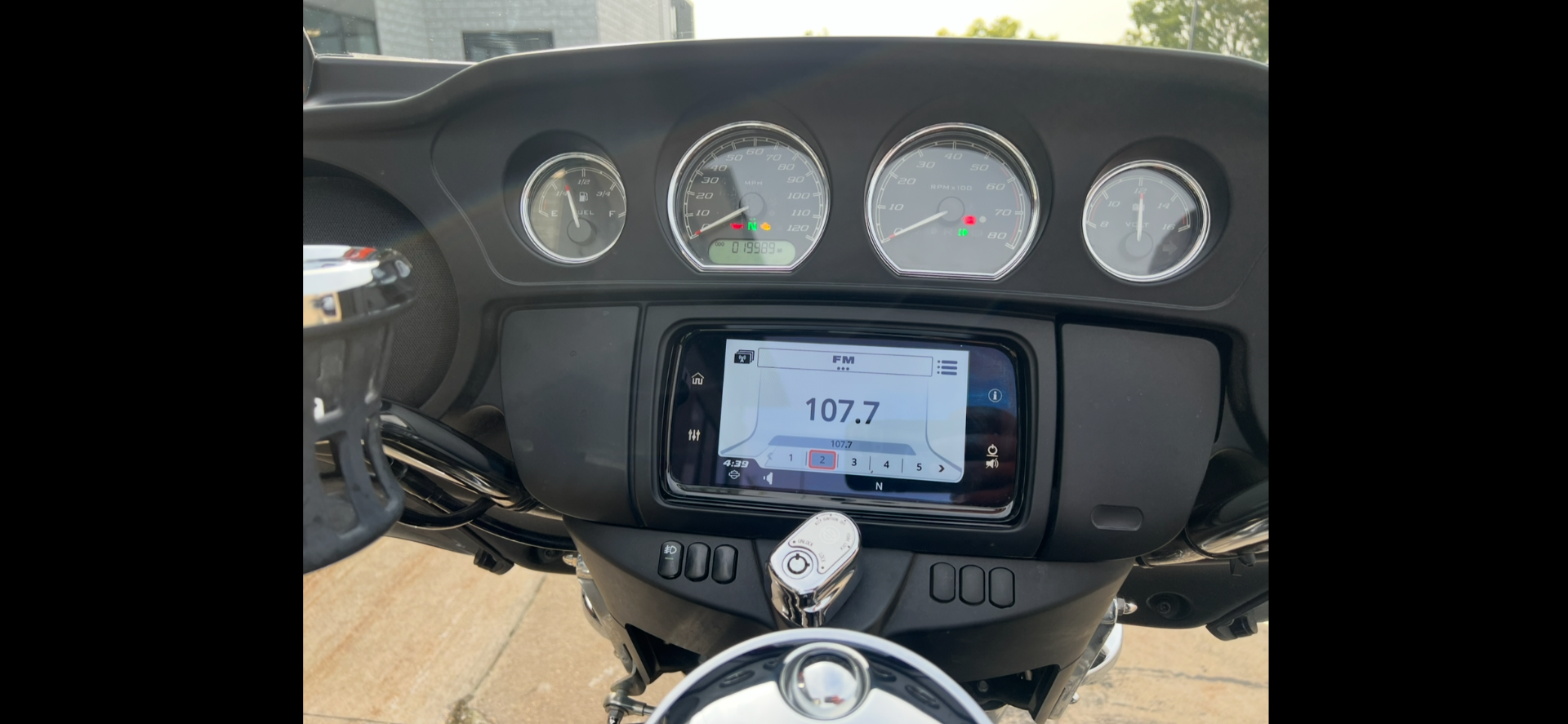2021 Harley-Davidson Tri Glide® Ultra in Dubuque, Iowa - Photo 9