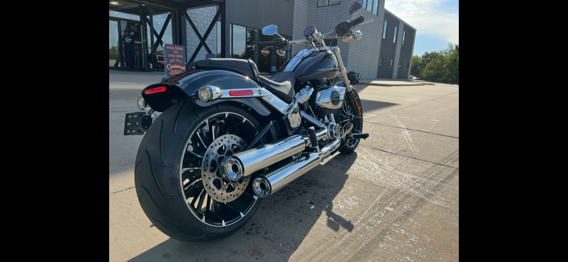 2025 Harley-Davidson Breakout® in Dubuque, Iowa - Photo 2