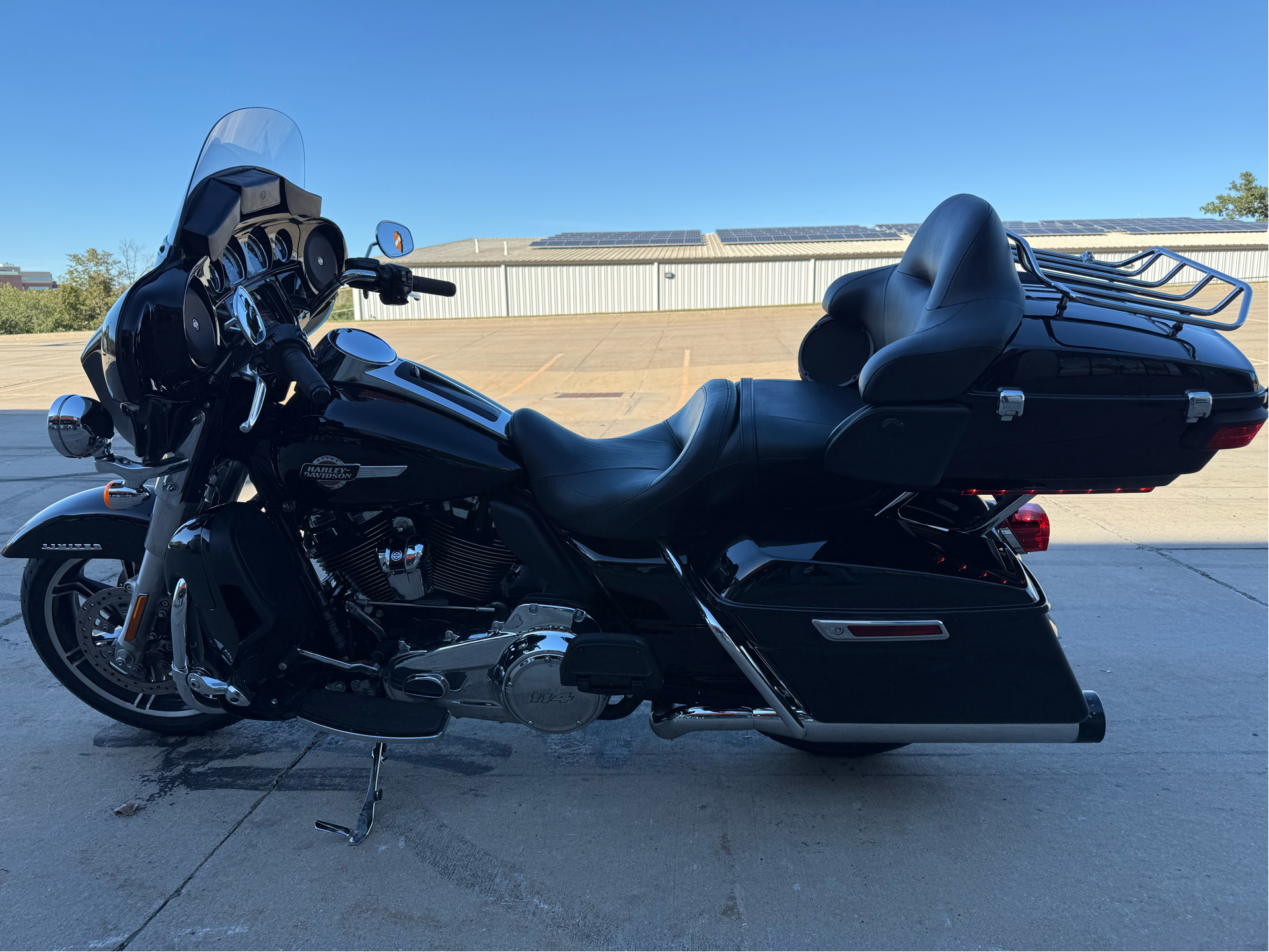 2023 Harley-Davidson Ultra Limited in Dubuque, Iowa - Photo 4