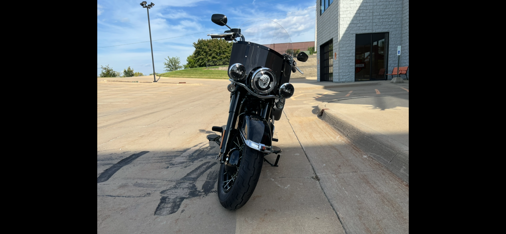 2025 Harley-Davidson Heritage Classic in Dubuque, Iowa - Photo 7