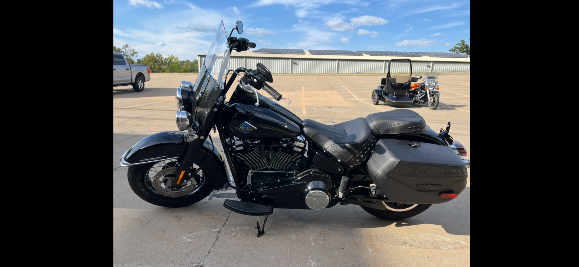 2025 Harley-Davidson Heritage Classic in Dubuque, Iowa - Photo 5