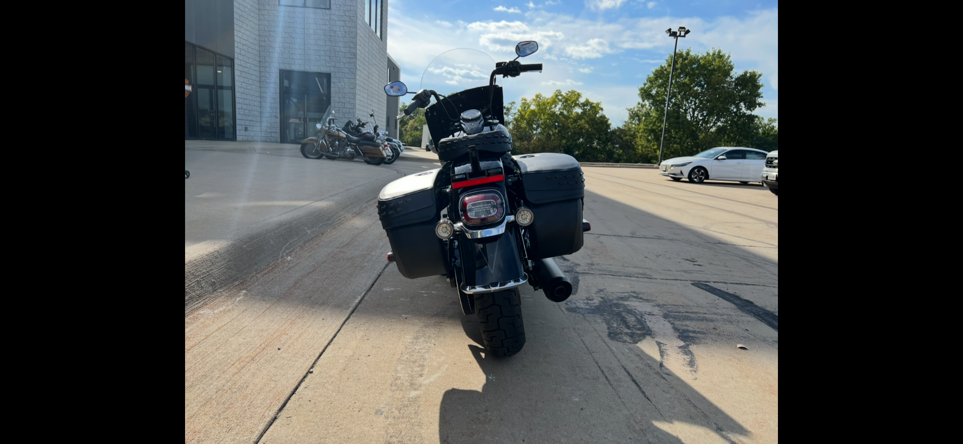 2025 Harley-Davidson Heritage Classic in Dubuque, Iowa - Photo 3