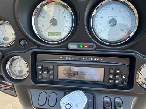 2013 Harley-Davidson Street Glide® in Dubuque, Iowa - Photo 13