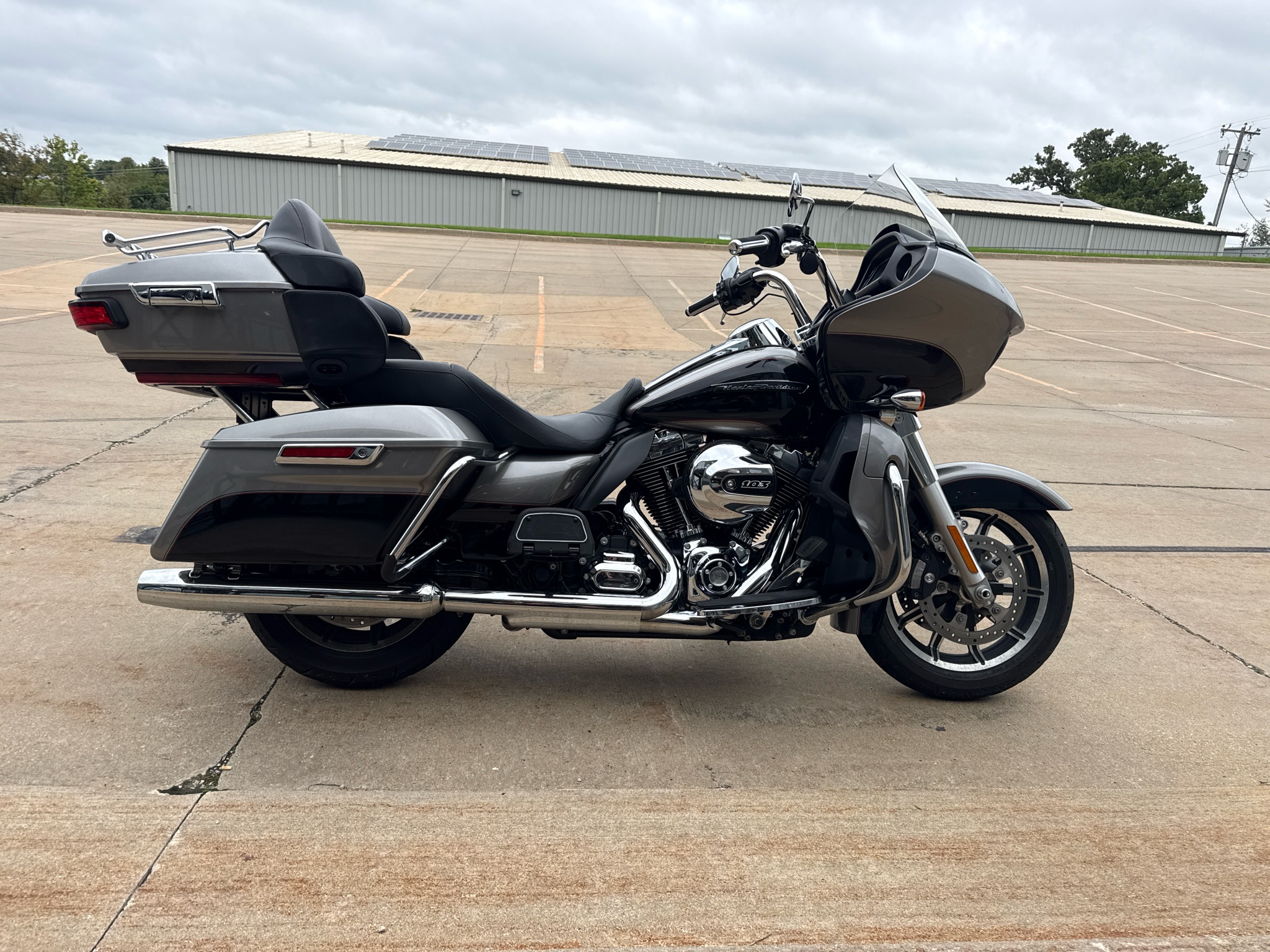 2016 Harley-Davidson Road Glide® Ultra 3