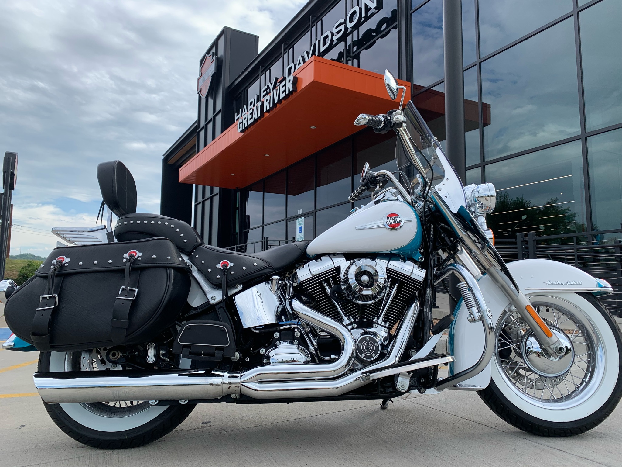 2017 Harley-Davidson Heritage Softail® Classic 1