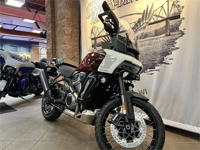 2024 Harley-Davidson Pan America® 1250 Special in Onalaska, Wisconsin - Photo 9