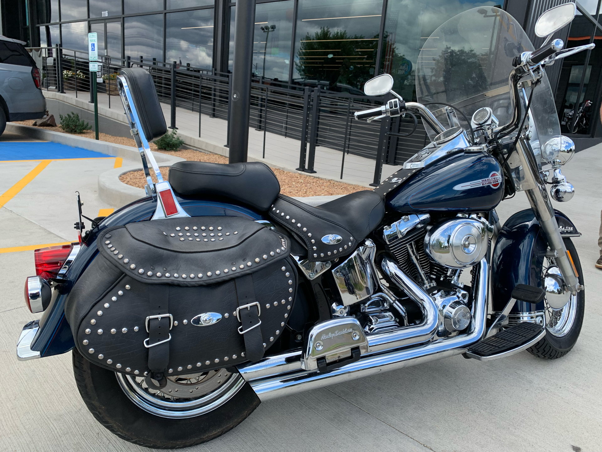 Harley-Davidson 2004 FLSTC 純正シート Harley-Davidson 2004 FLSTC 純正シート