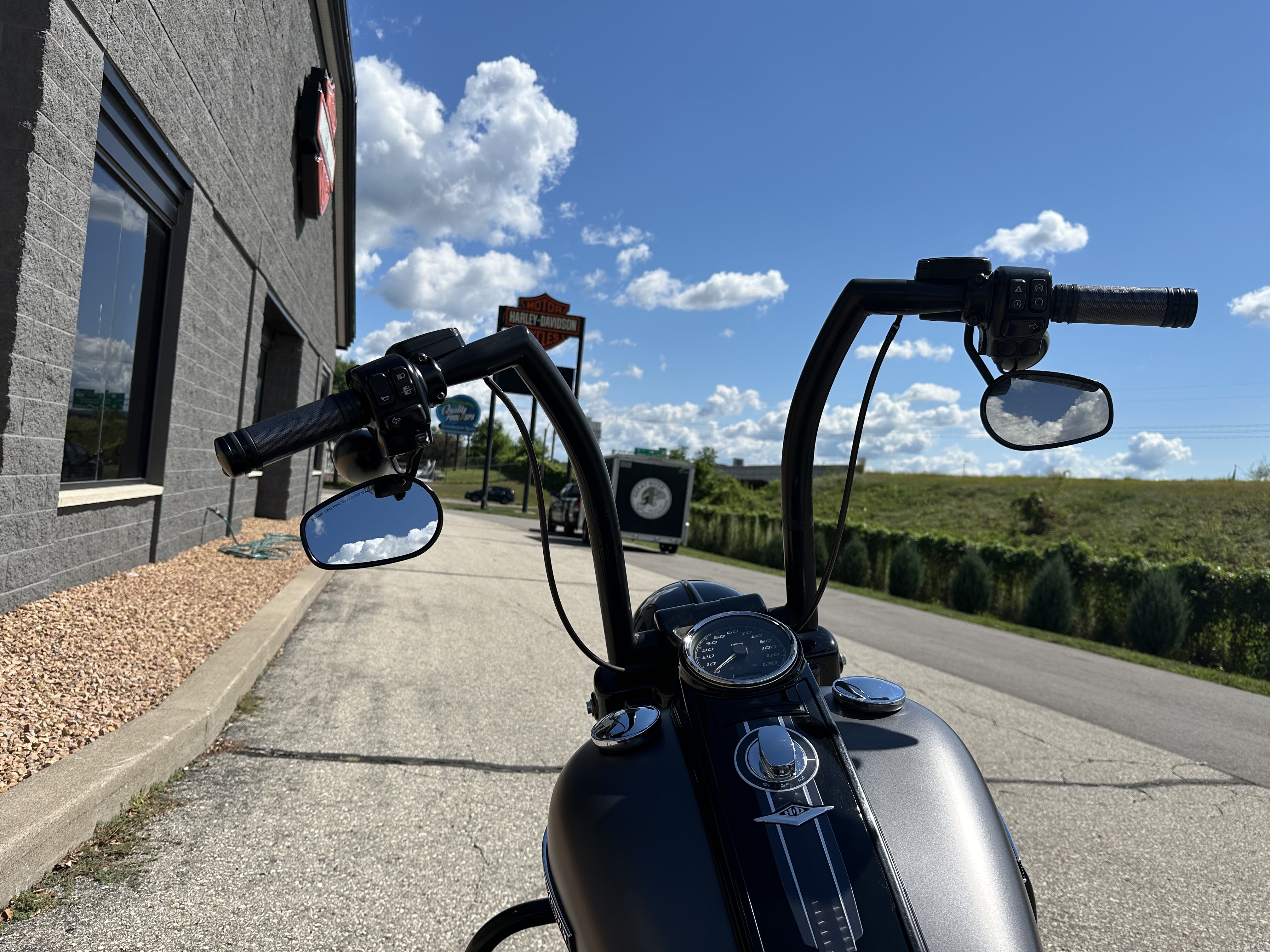 2017 Harley-Davidson Road King® Special 11