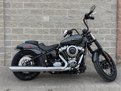 New 2025 Harley-Davidson Street Bob® Motorcycle - Specs