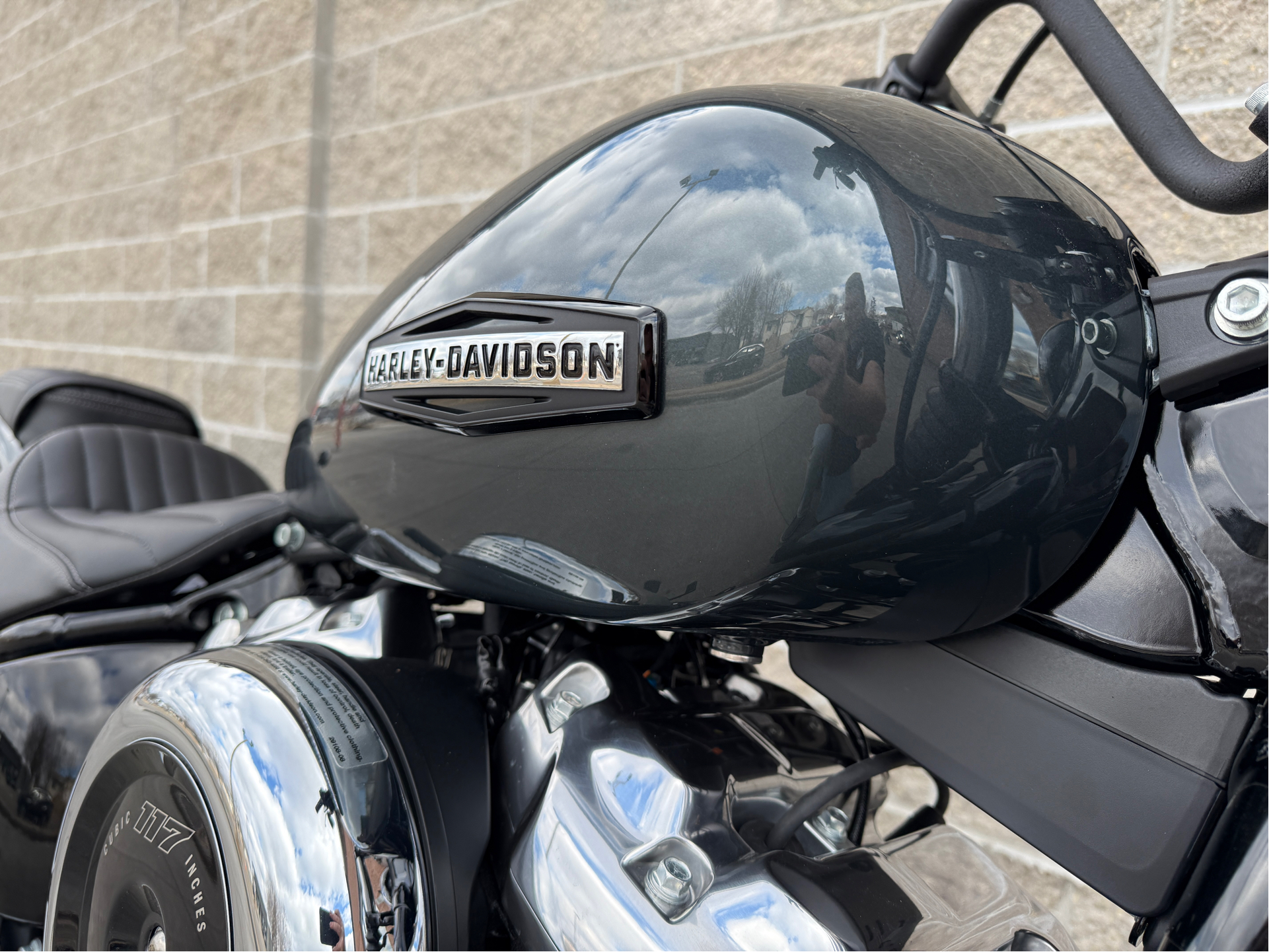 New 2025 Harley-Davidson Street Bob® Motorcycle - Specs