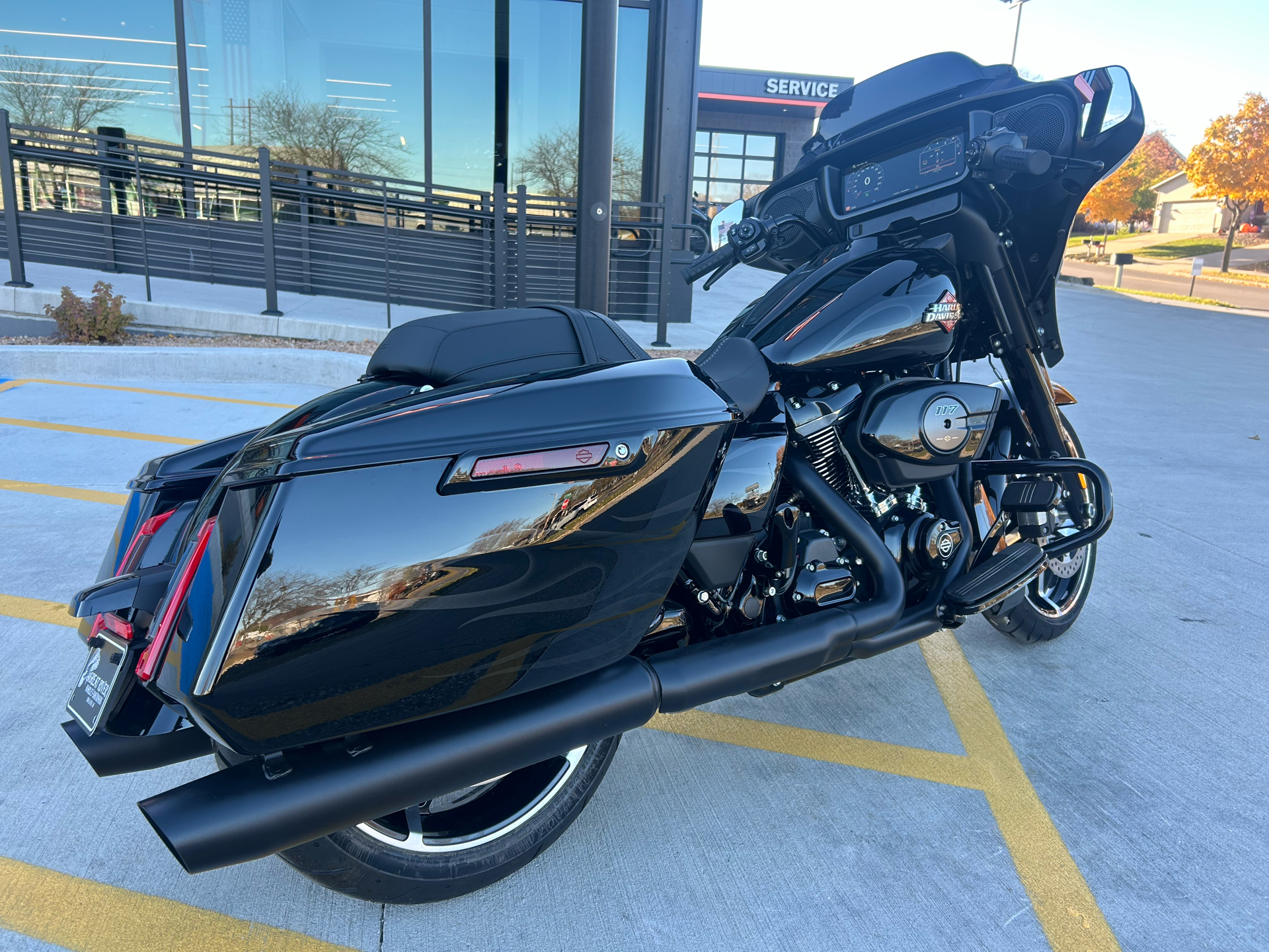 2025 Harley-Davidson Street Glide® in Onalaska, Wisconsin - Photo 10