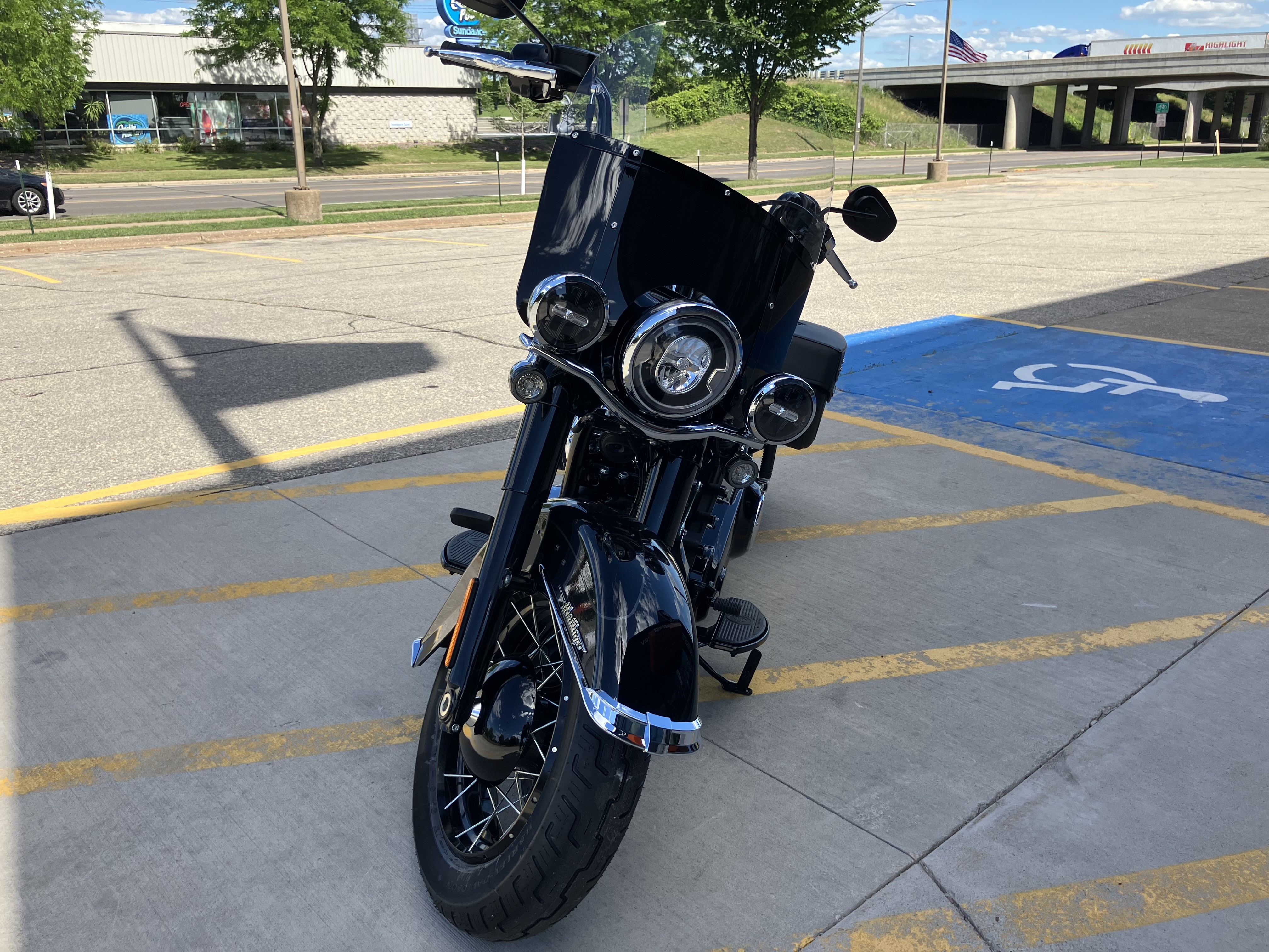 2026 Harley-Davidson Heritage Classic 3