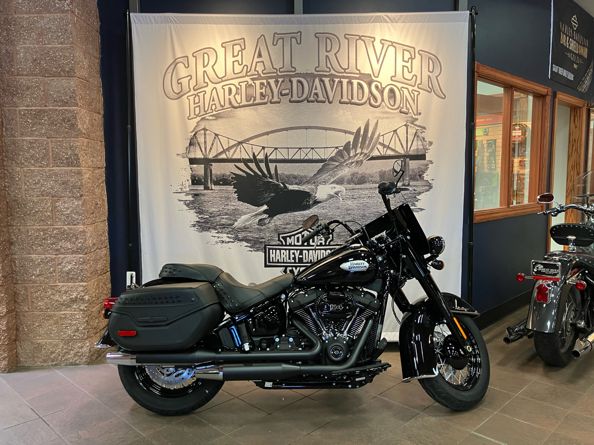 Harley-Davidson ブラックタンク新古品 New 2024 Harley-Davidson Heritage Classic 114 Motorcycle - Specs