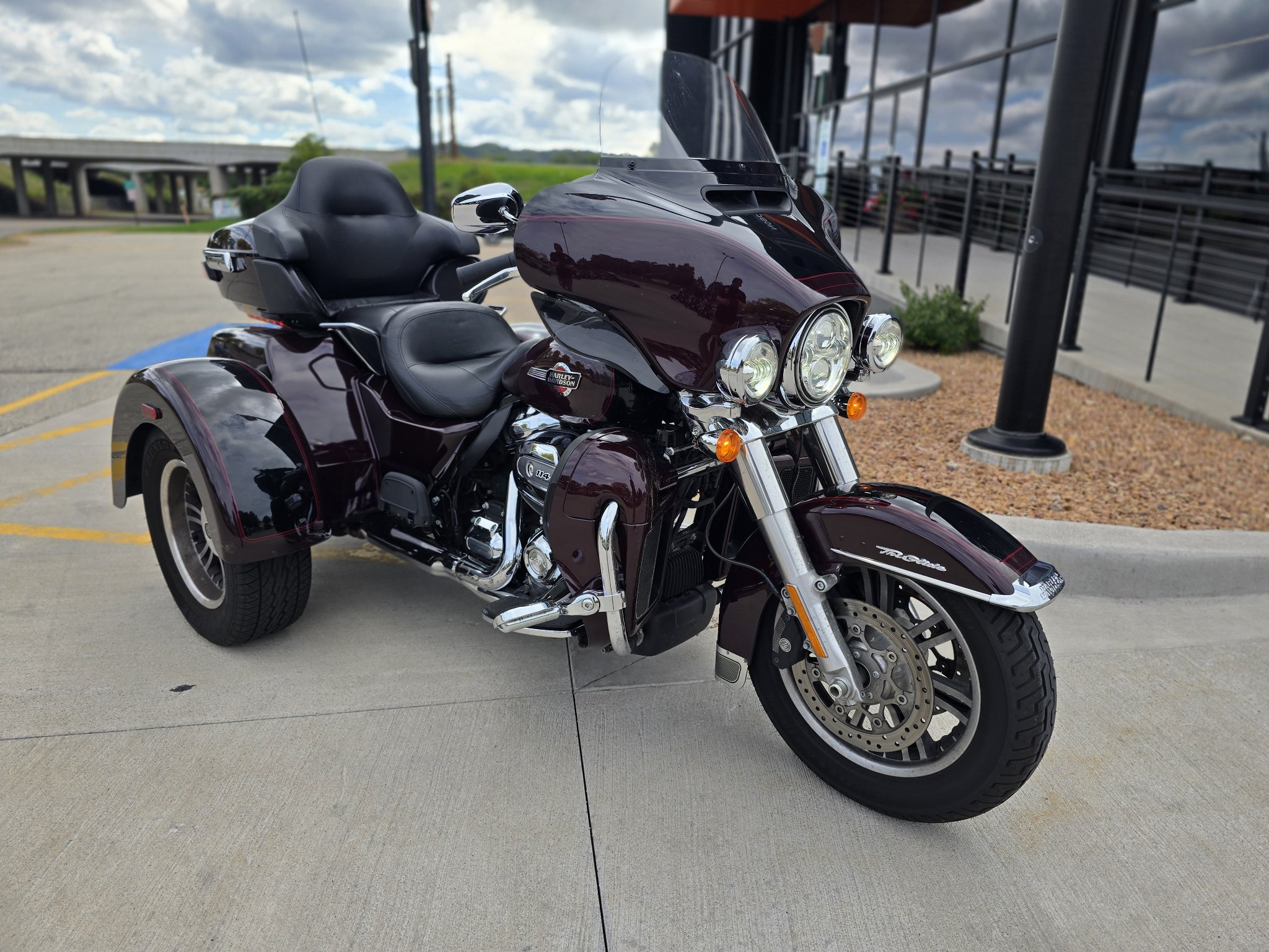 2022 Harley-Davidson Tri Glide® Ultra 3