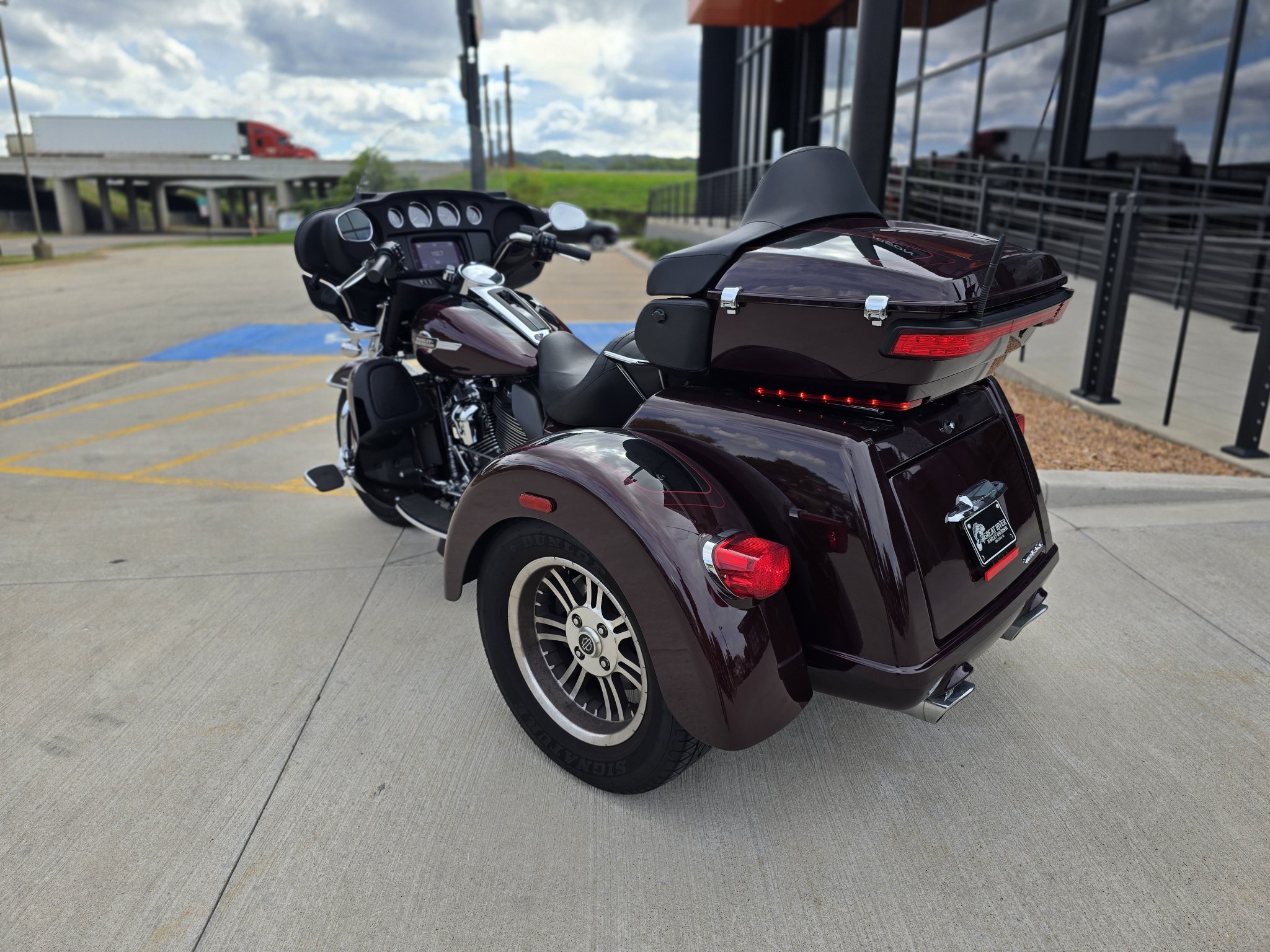 2022 Harley-Davidson Tri Glide® Ultra 11