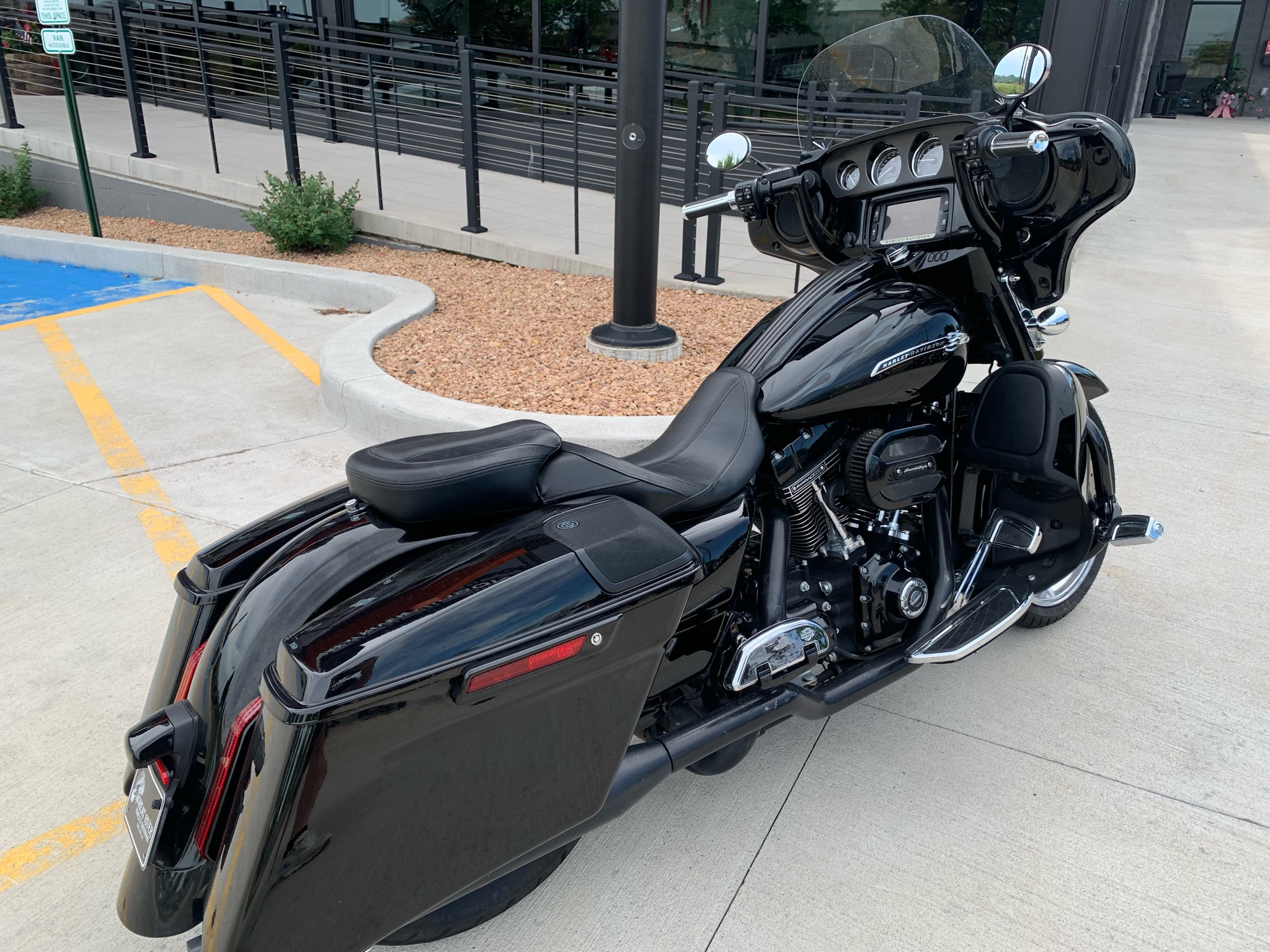 2015 Harley-Davidson CVO Street Glide® 6