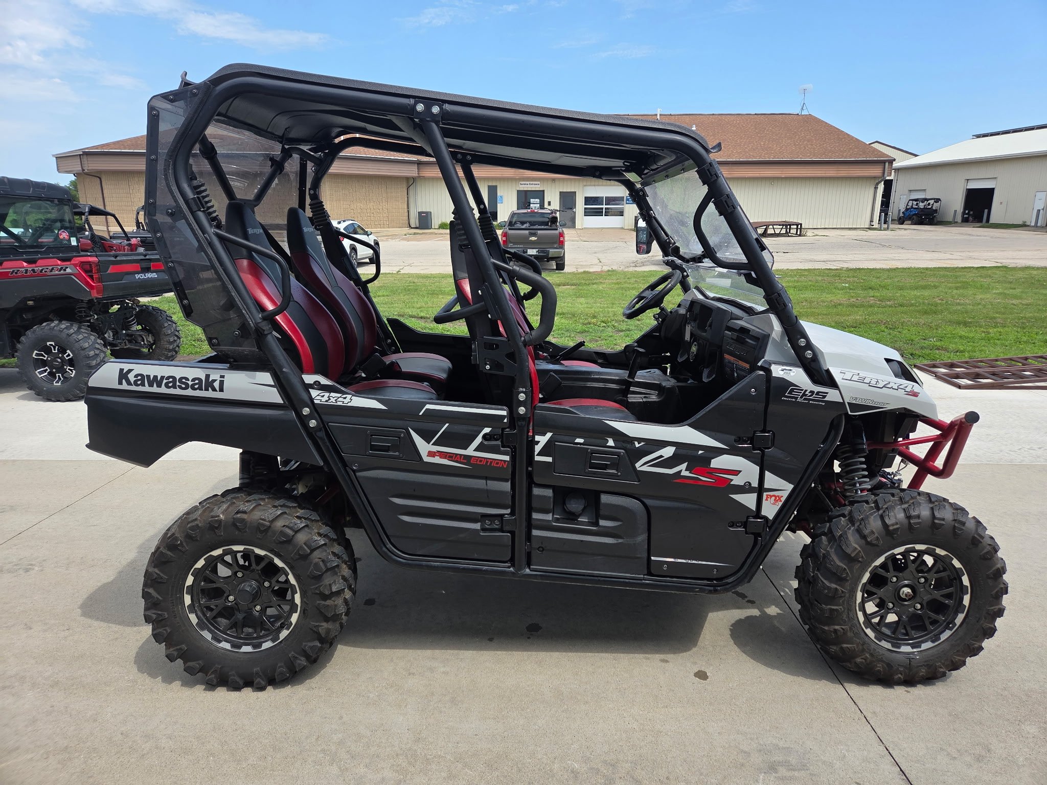 Used 2023 Kawasaki Teryx4 S LE, Waukon IA | Specs, Price, Photos