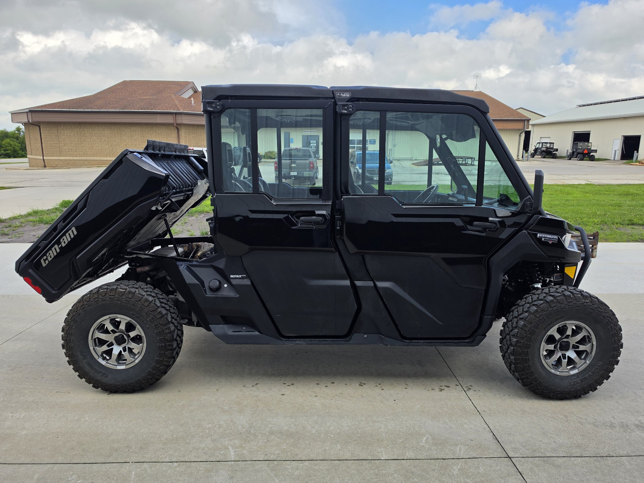 2024 Can-Am™ Defender MAX Lone Star CAB 5