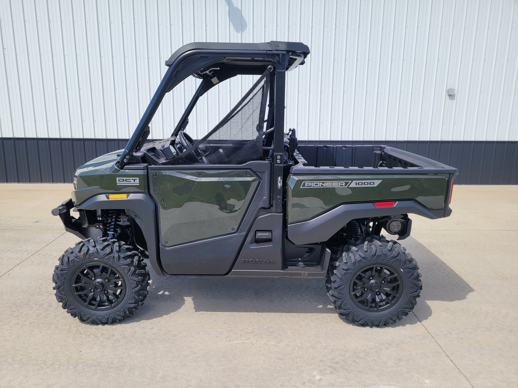 2026 Honda Pioneer 1000 Deluxe 9