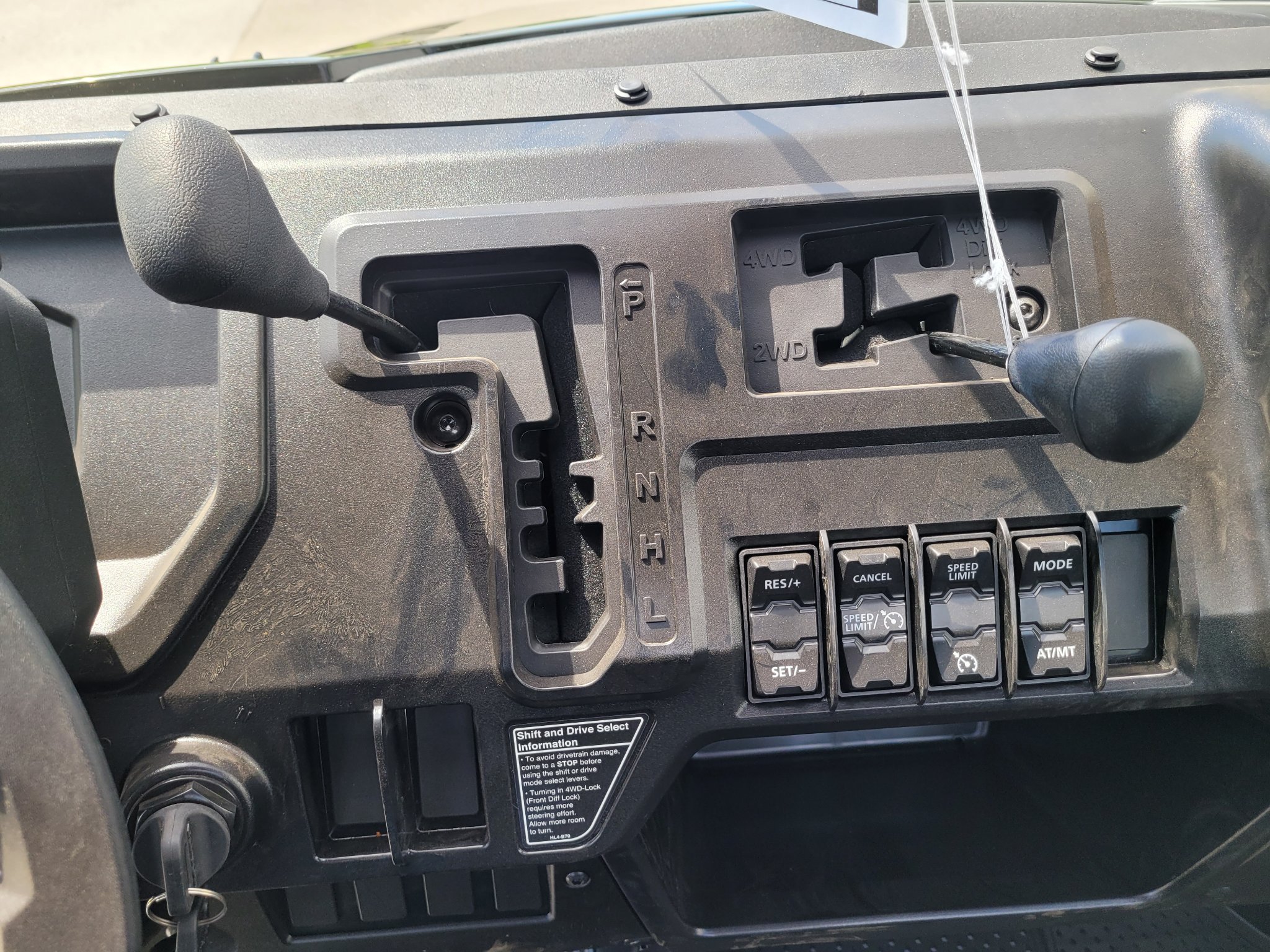 2026 Honda Pioneer 1000 Deluxe 12