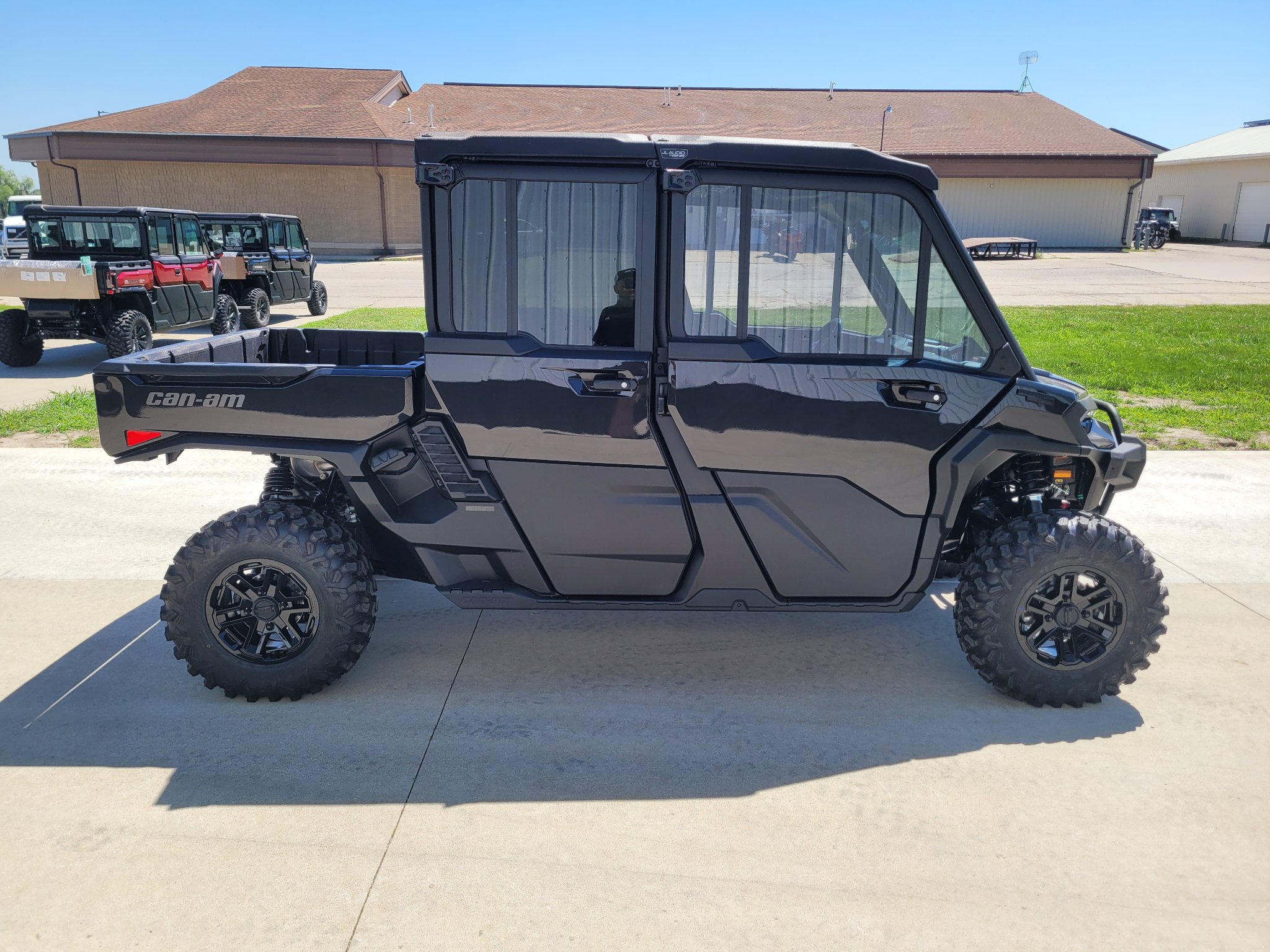 2026 Can-Am™ Defender MAX Lone Star CAB HD11 5