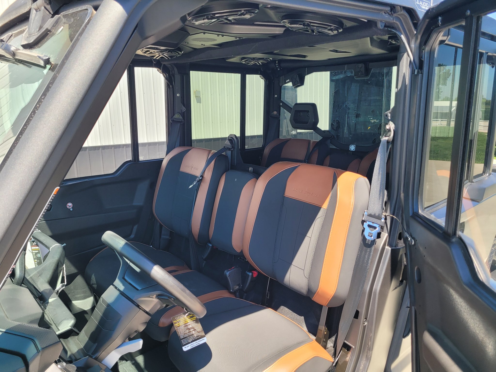2026 Can-Am™ Defender MAX Lone Star CAB HD11 9