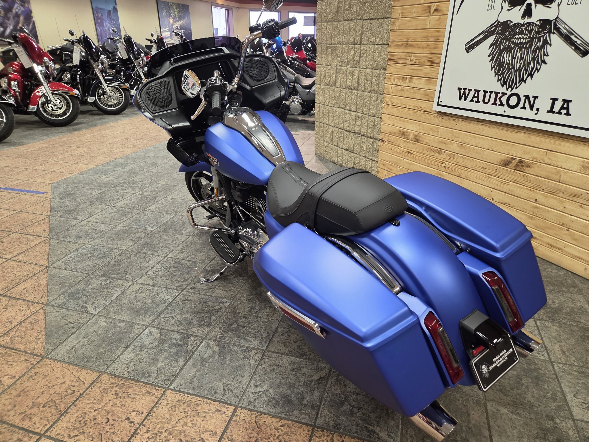 2026 Harley-Davidson Road Glide® 11