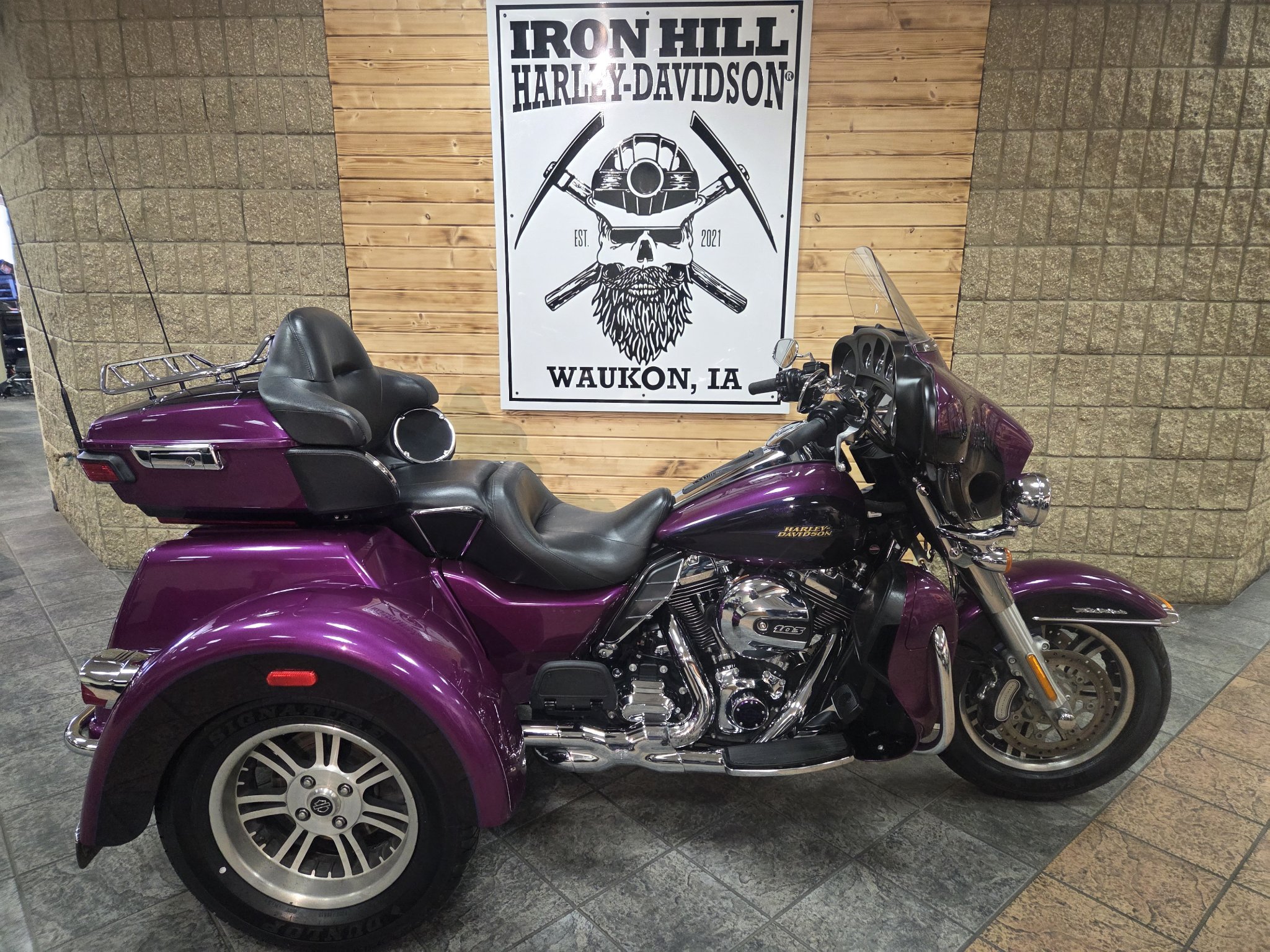 2016 Harley-Davidson Tri Glide® Ultra 1