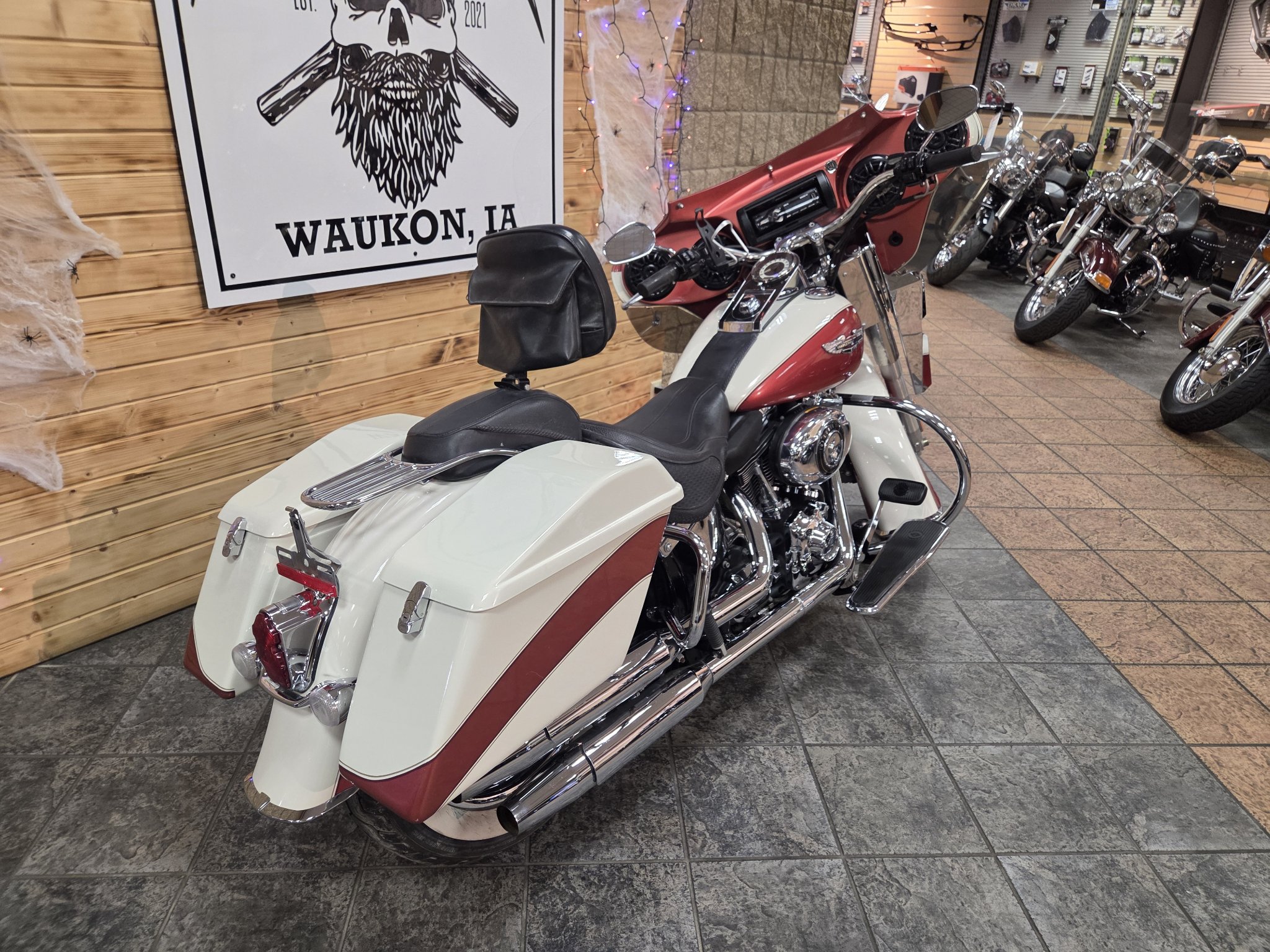 2012 Harley-Davidson Softail® Deluxe 5
