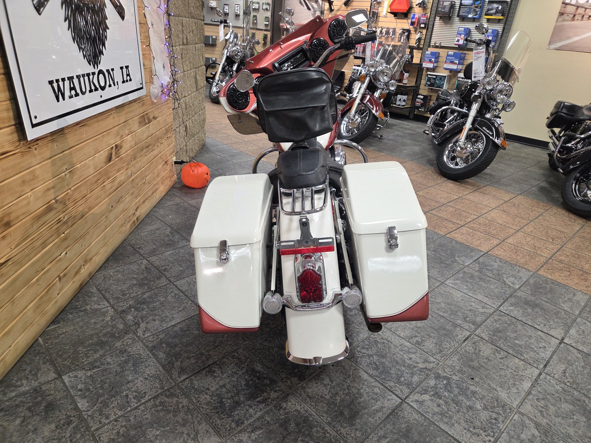 2012 Harley-Davidson Softail® Deluxe 6
