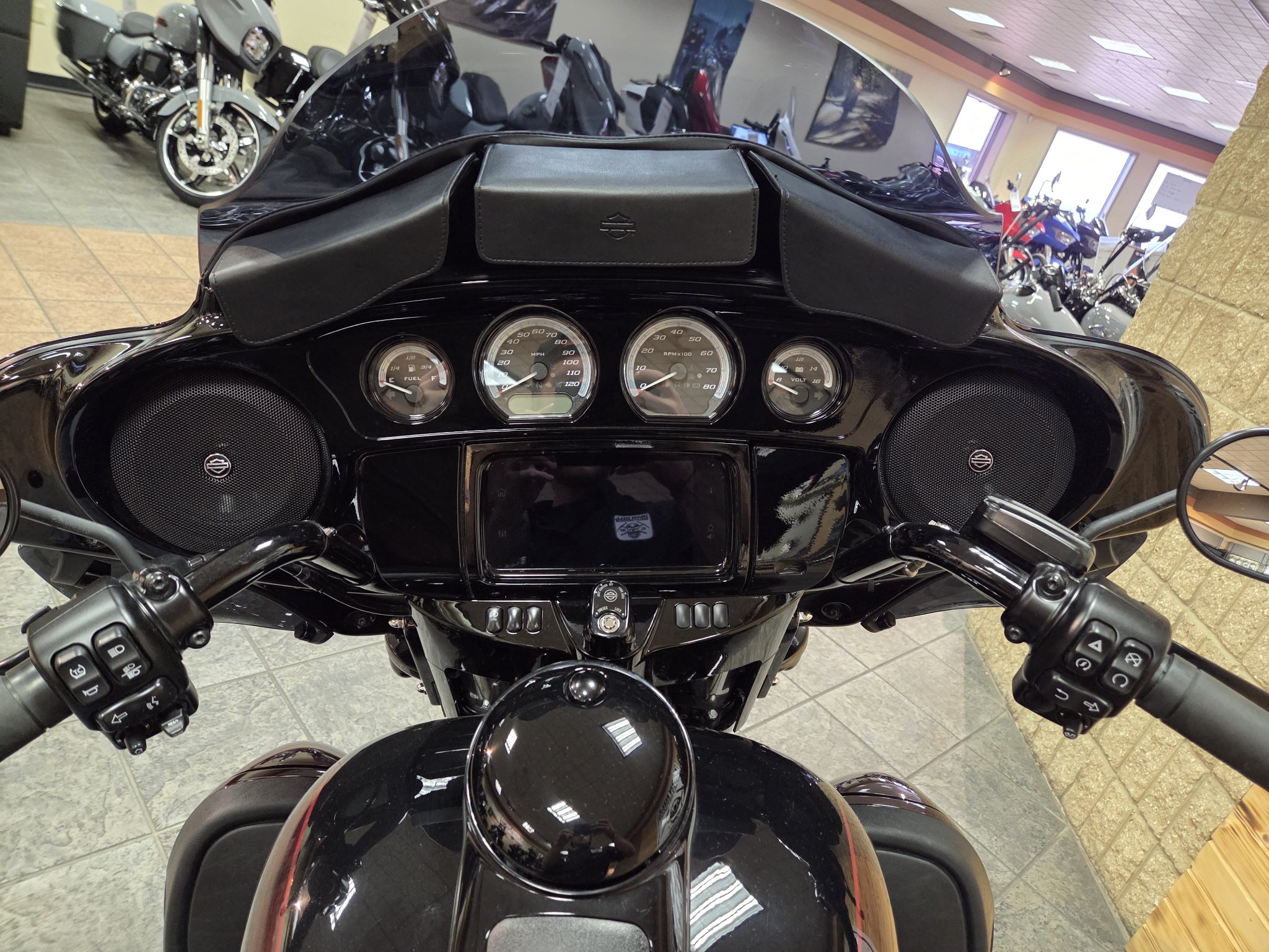 2022 Harley-Davidson Ultra Limited 11