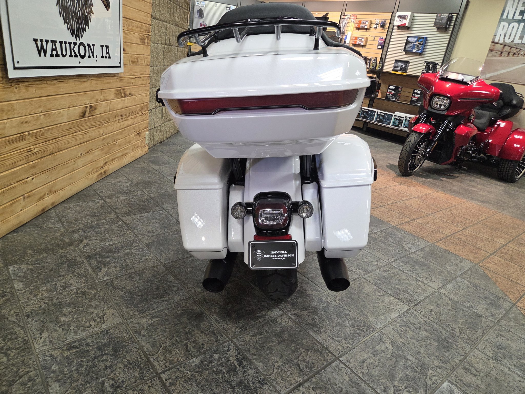 2026 Harley-Davidson Street Glide® Limited 6