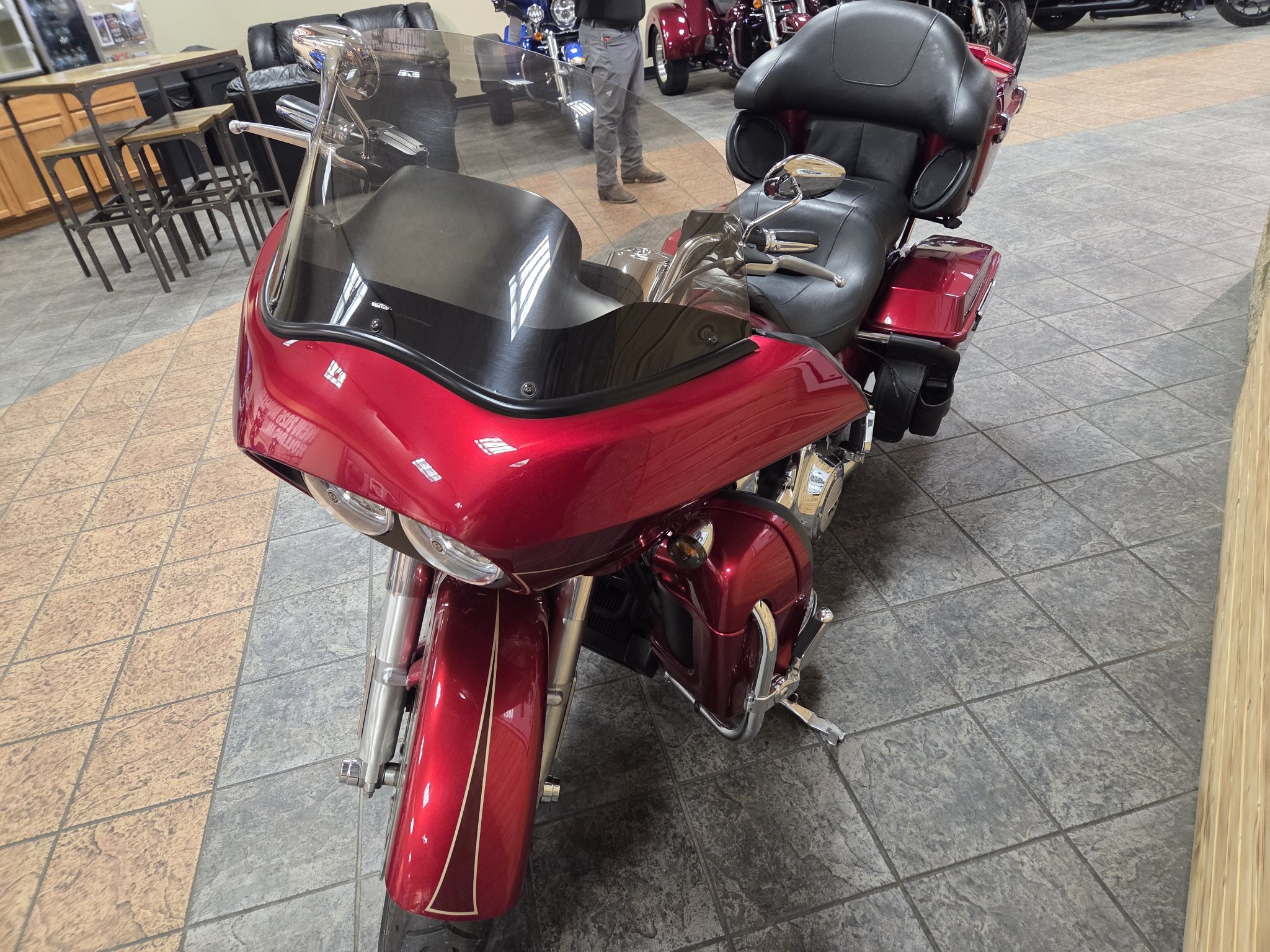 2013 Harley-Davidson Road Glide® Ultra 9