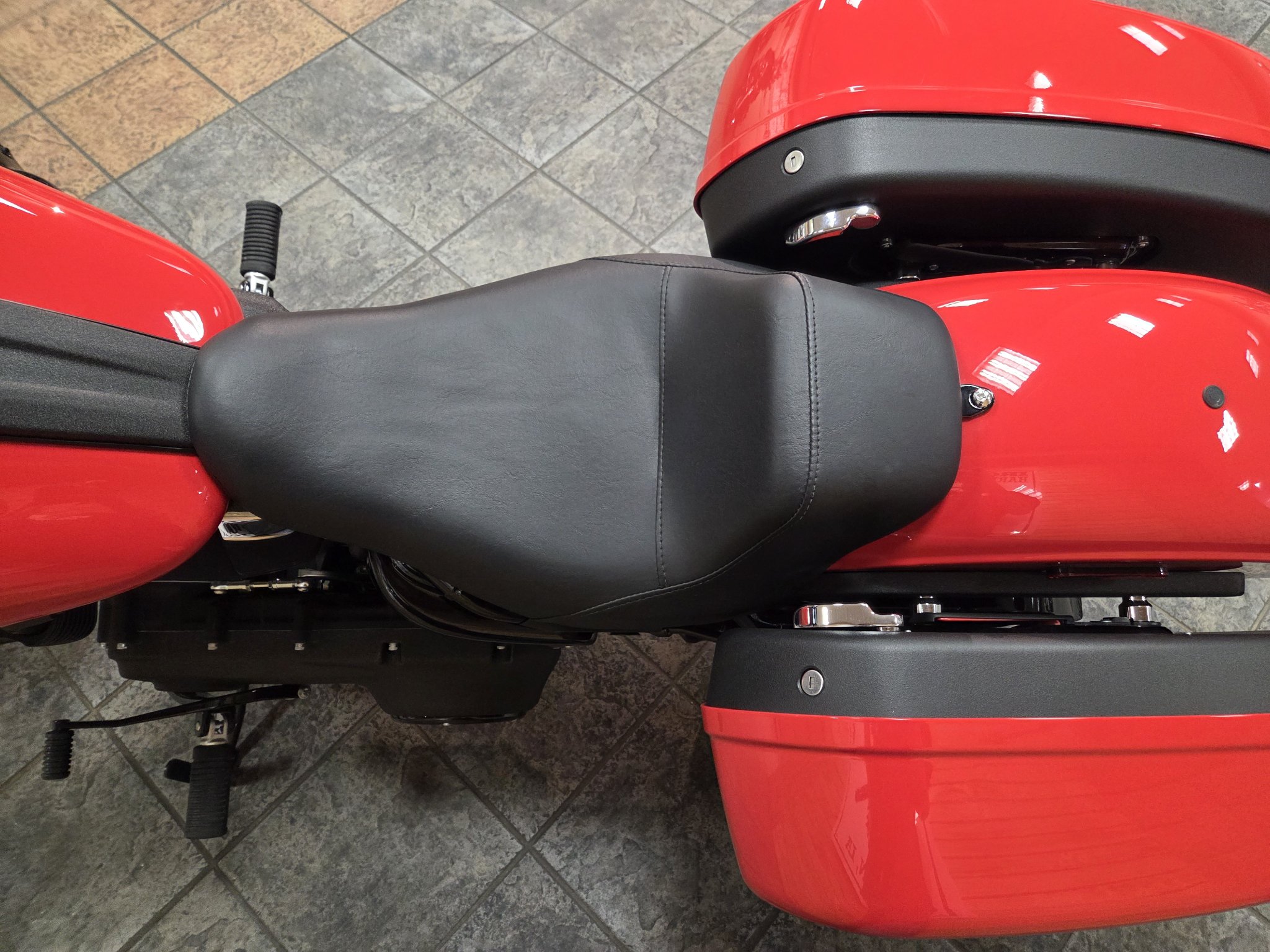 2026 Harley-Davidson Low Rider® ST 7