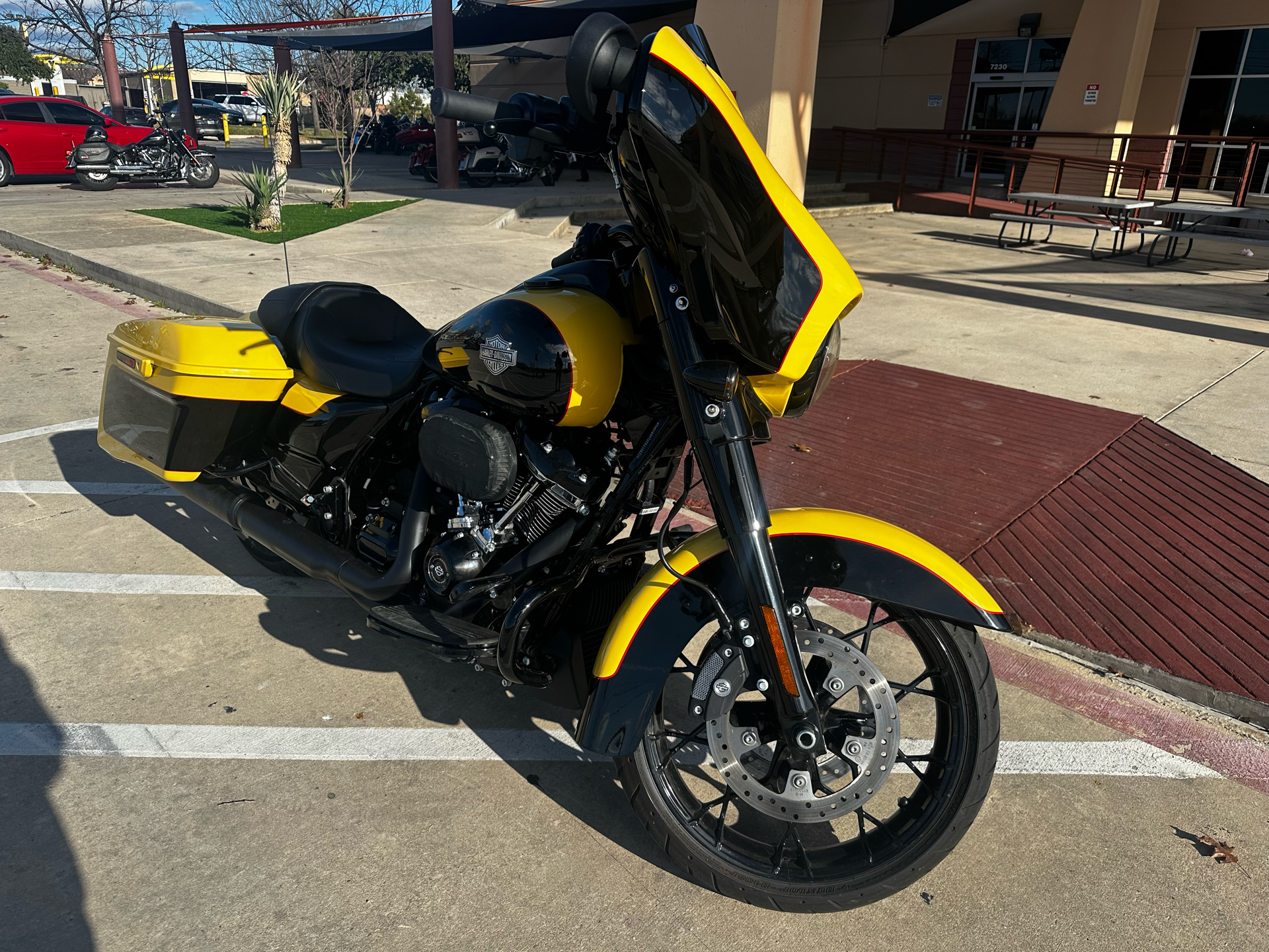 2023 Harley-Davidson Street Glide® Special in San Antonio, Texas - Photo 2