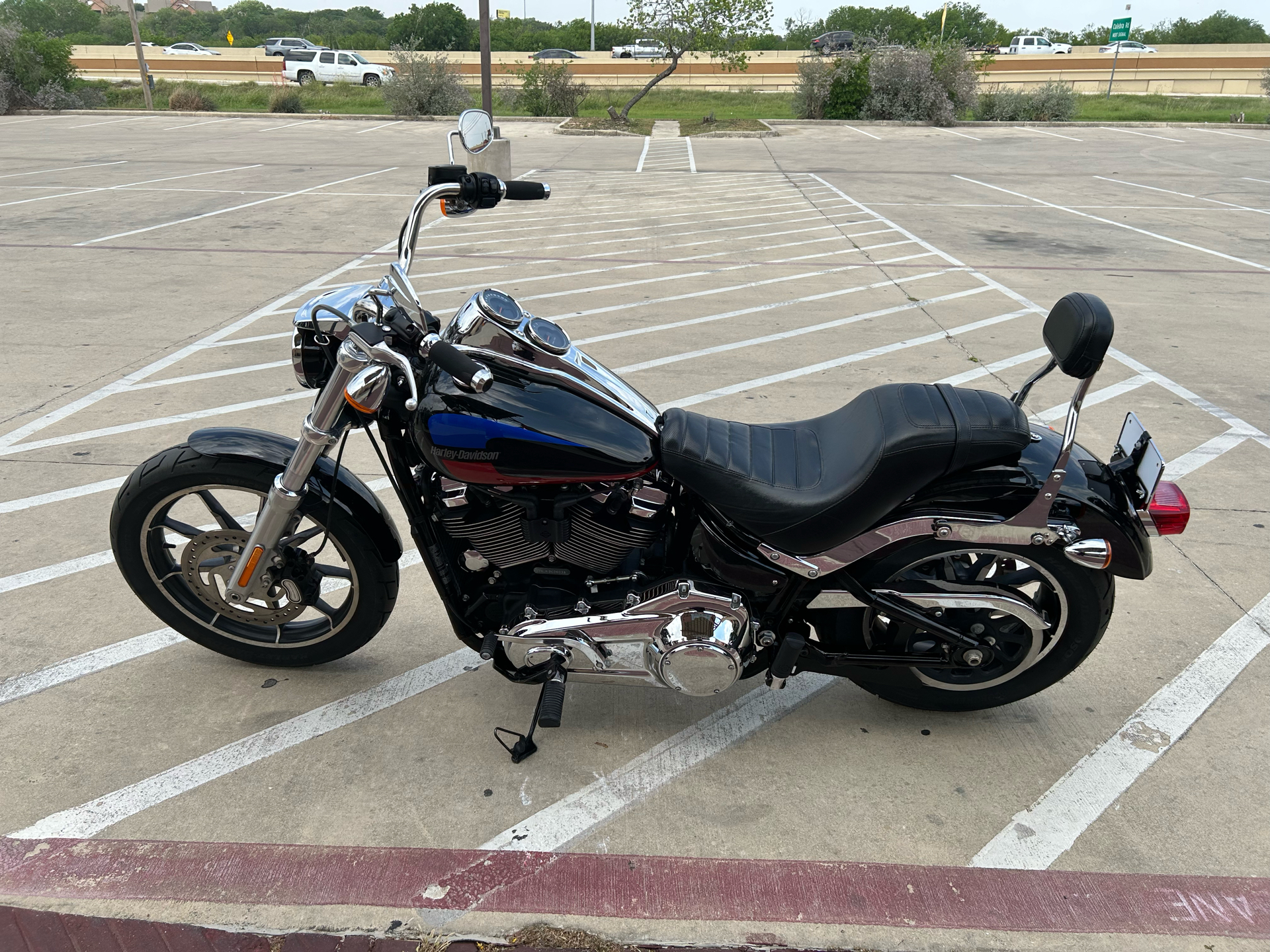 2019 Harley-Davidson Low Rider® in San Antonio, Texas - Photo 5