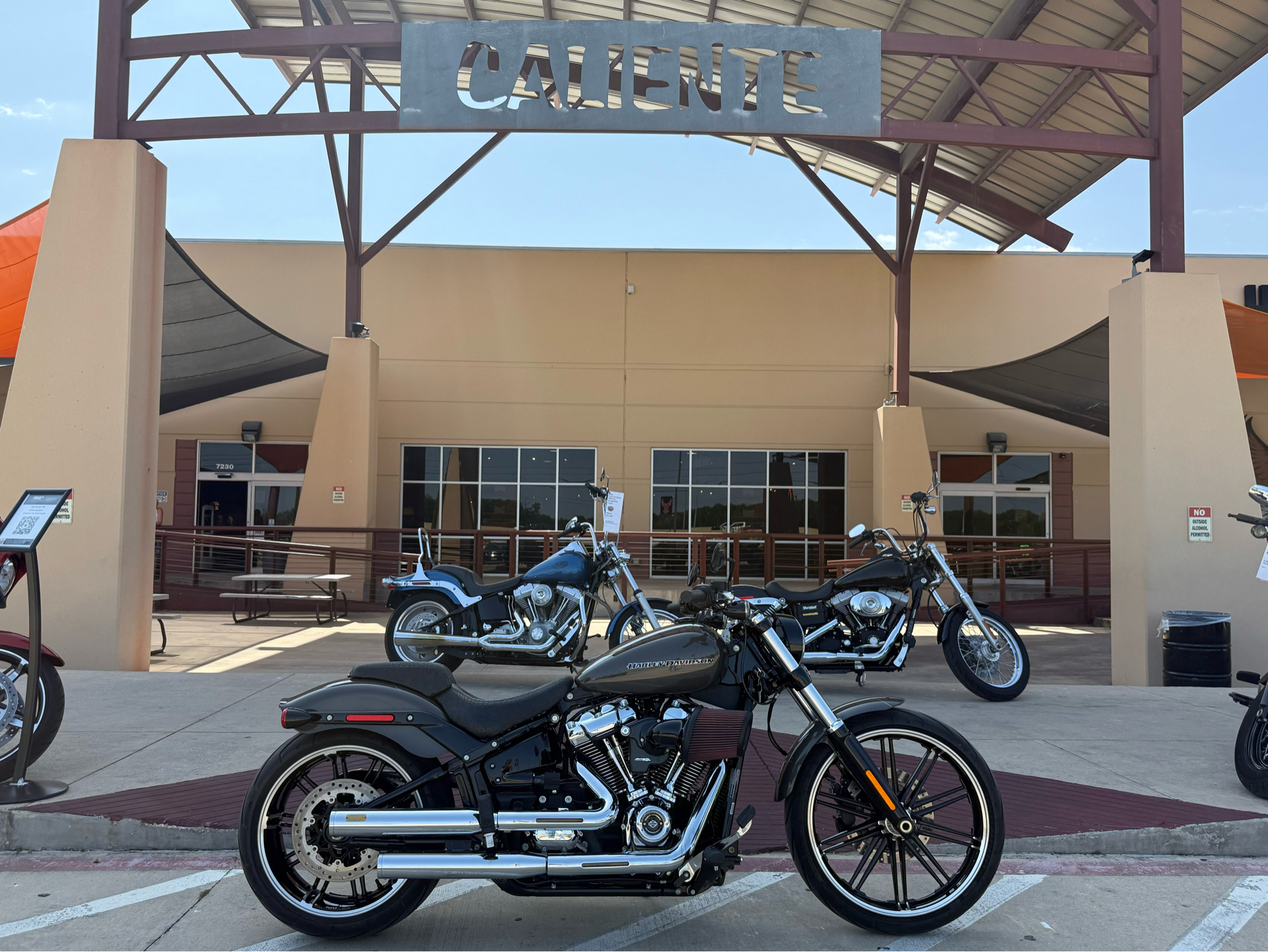 2019 Harley-Davidson Breakout® 107 in San Antonio, Texas - Photo 1