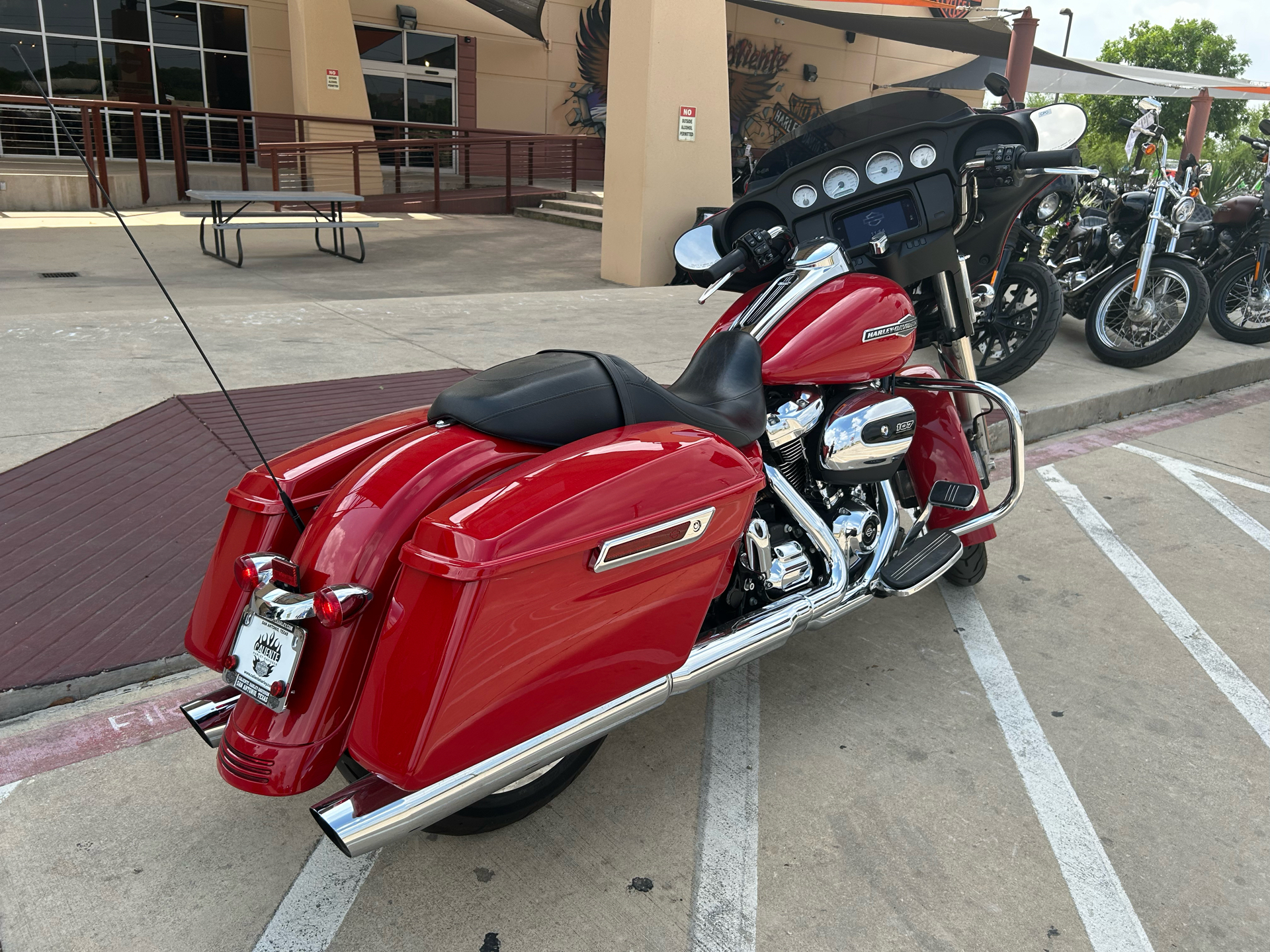 2023 Harley-Davidson Street Glide® in San Antonio, Texas - Photo 8