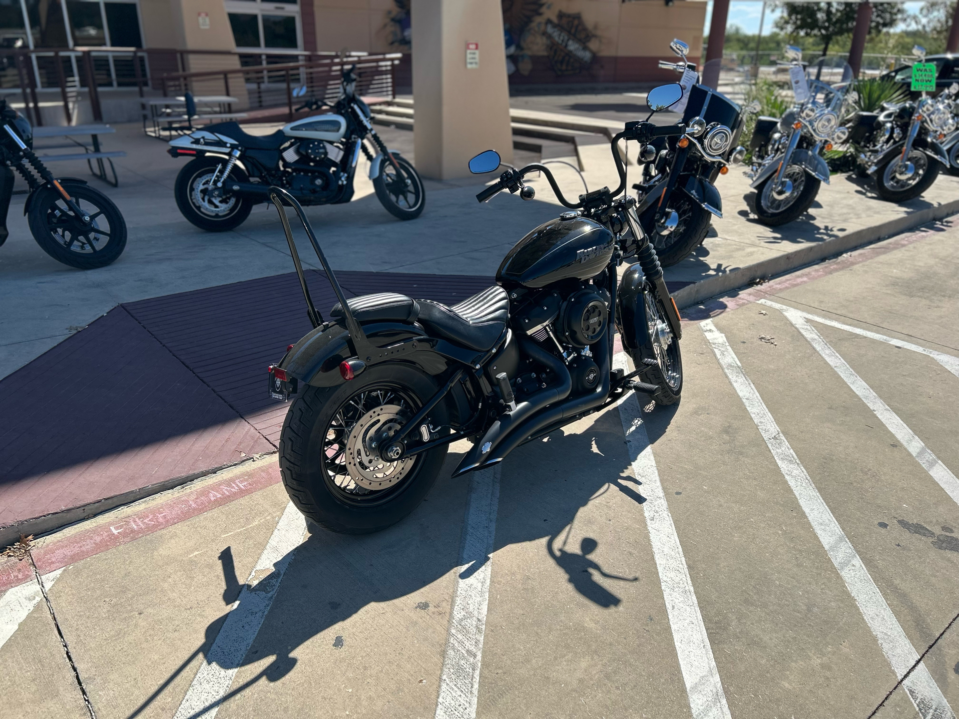 2020 Harley-Davidson Street Bob® in San Antonio, Texas - Photo 8