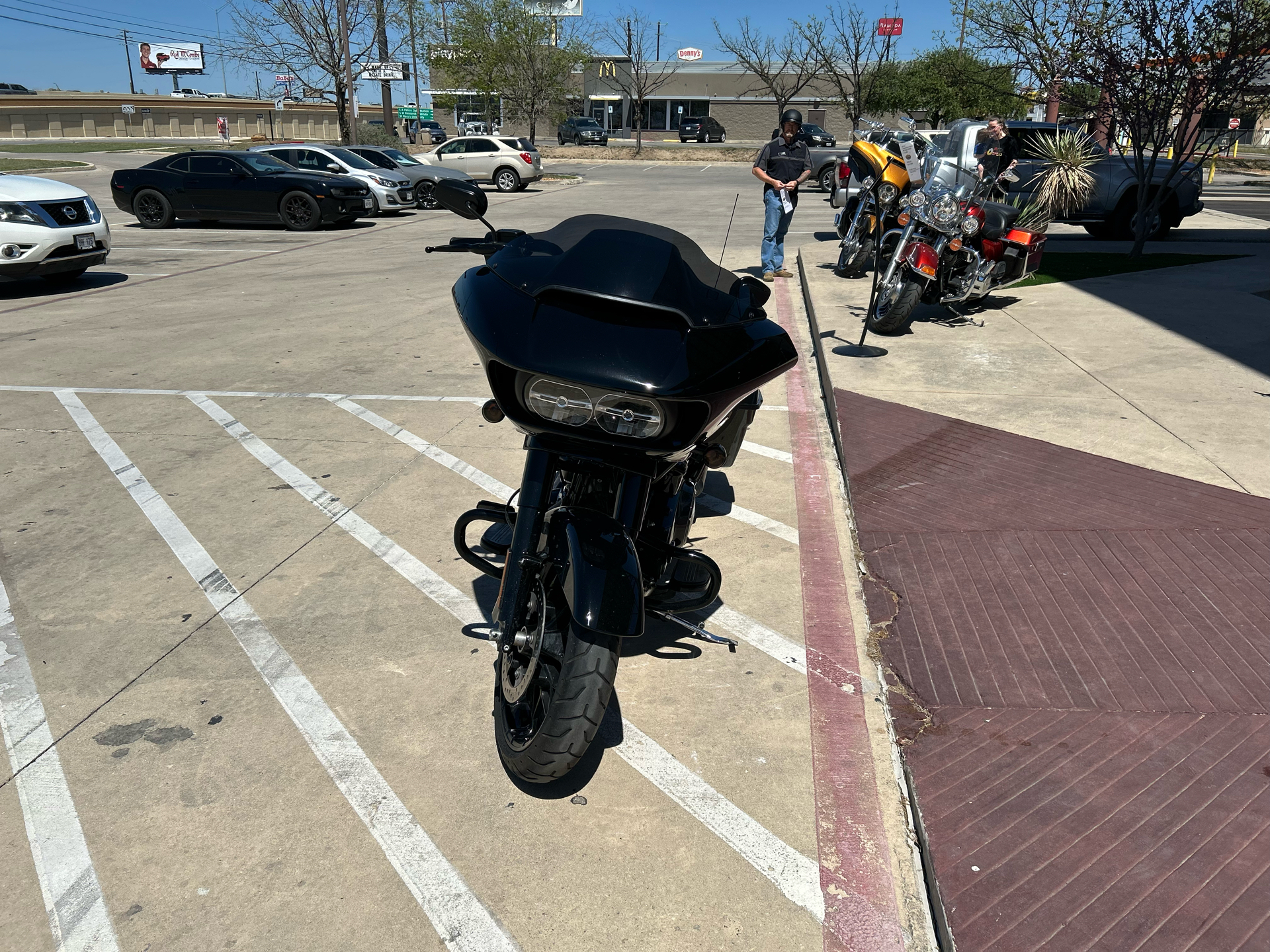 2023 Harley-Davidson Road Glide® Special 3