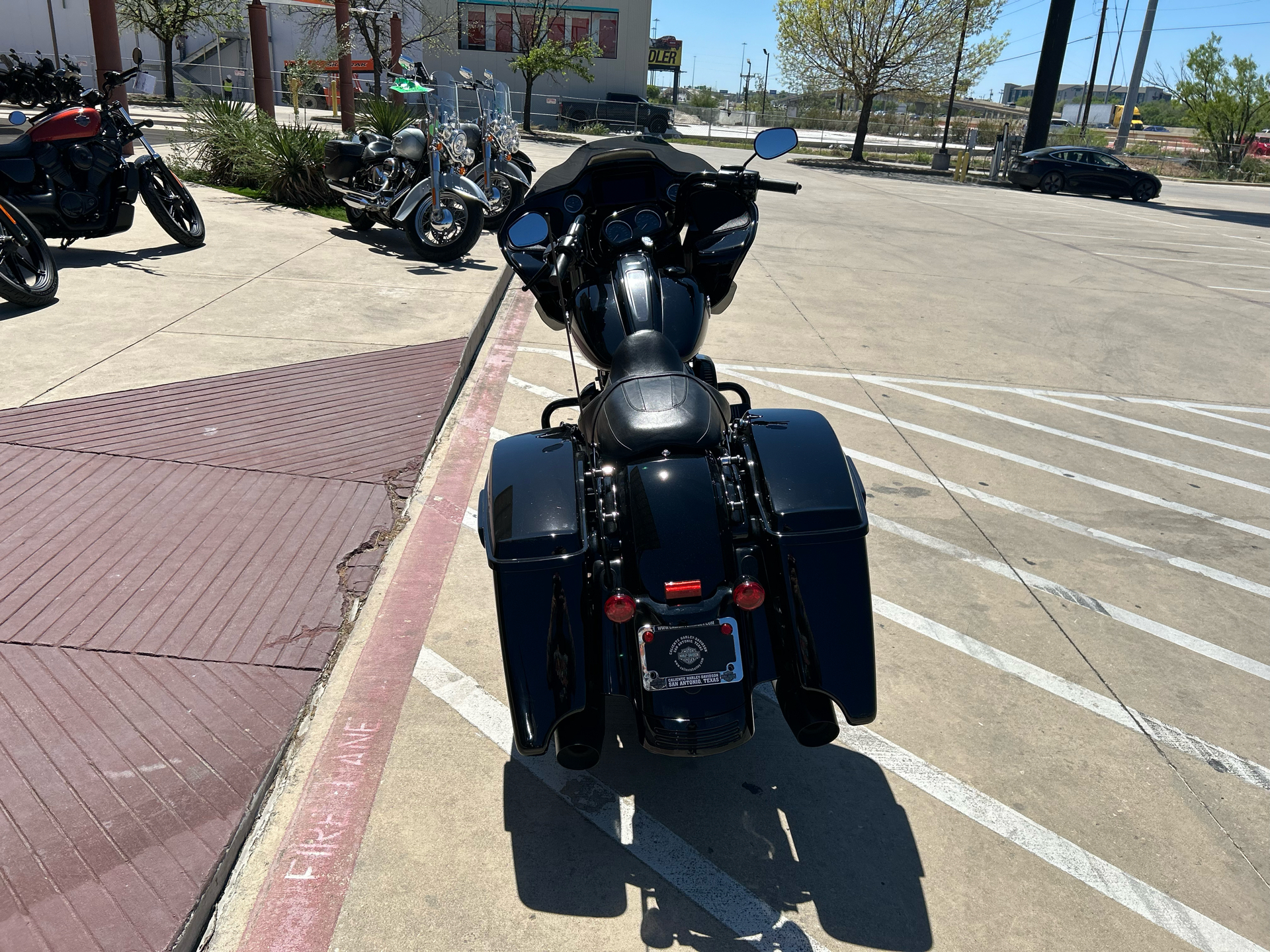 2023 Harley-Davidson Road Glide® Special 7