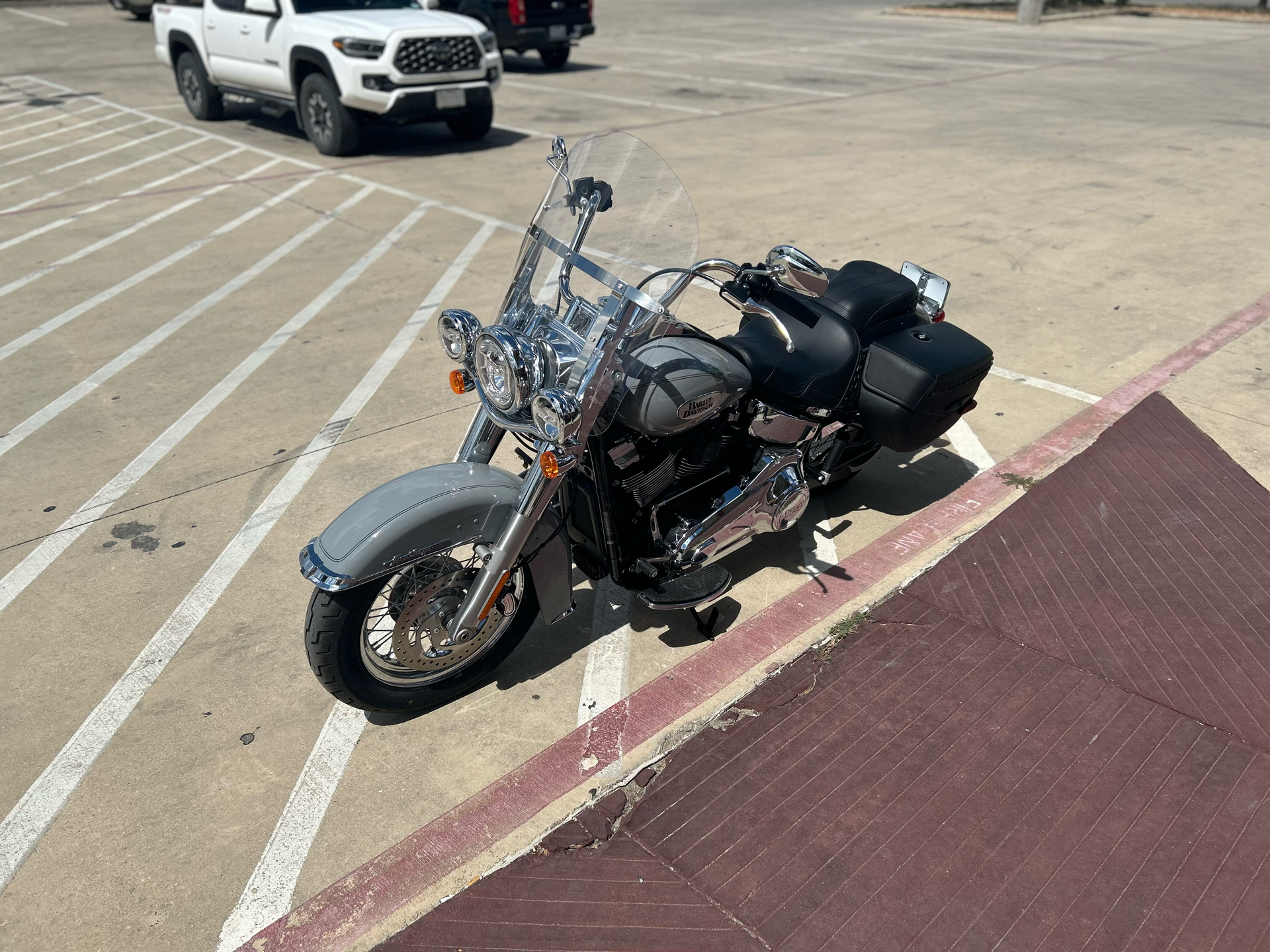 2024 Harley-Davidson Heritage Classic 114 in San Antonio, Texas - Photo 4