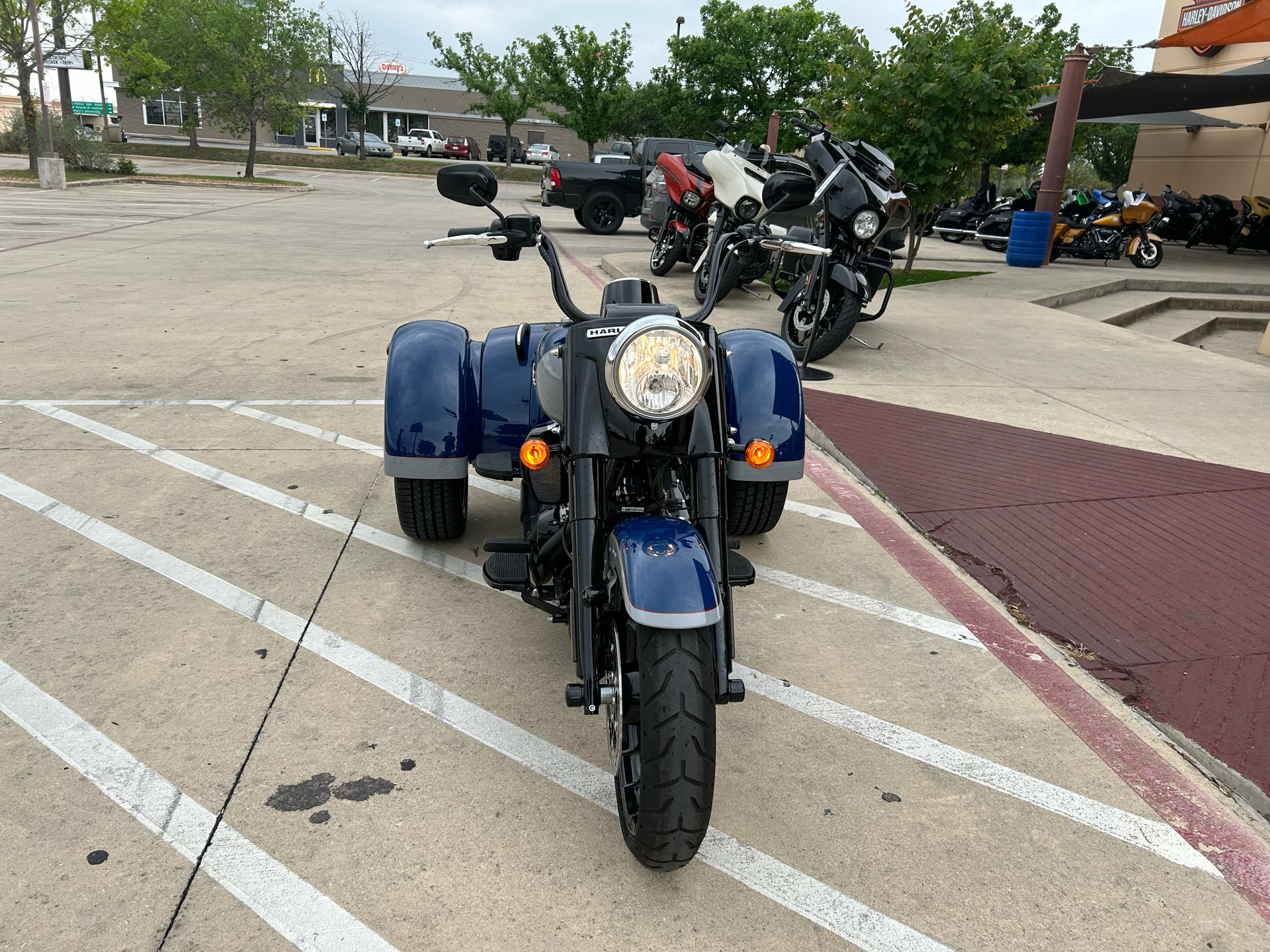 2023 Harley-Davidson Freewheeler® in San Antonio, Texas - Photo 3