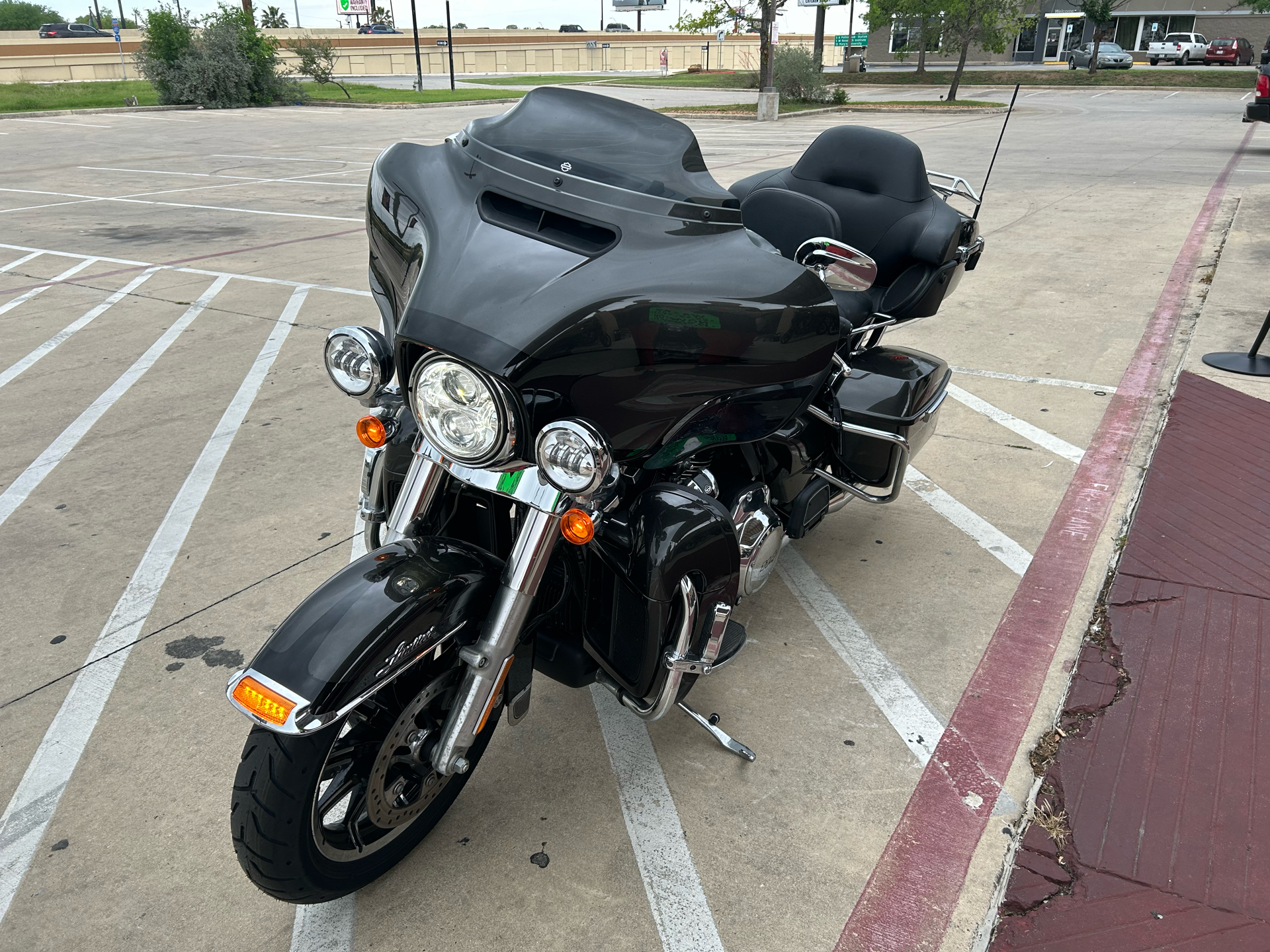 2019 Harley-Davidson Ultra Limited in San Antonio, Texas - Photo 4