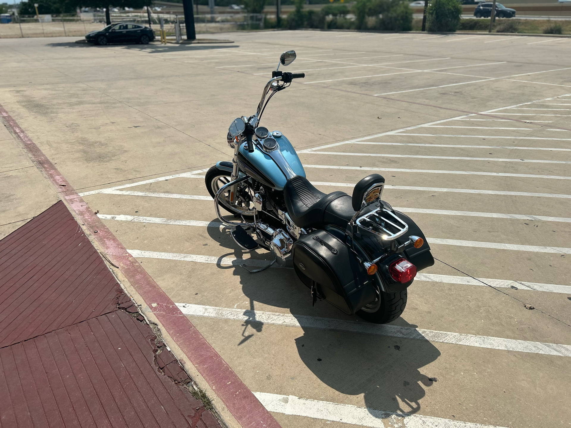 2008 Harley-Davidson Dyna® Low Rider® in San Antonio, Texas - Photo 6