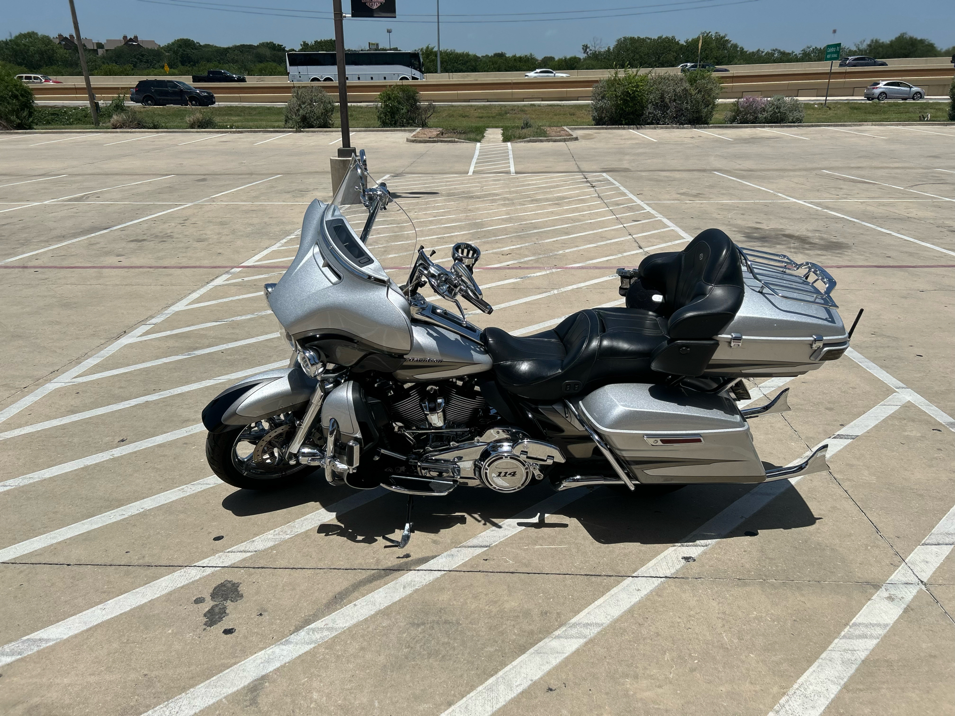 2017 Harley-Davidson CVO™ Limited in San Antonio, Texas - Photo 5
