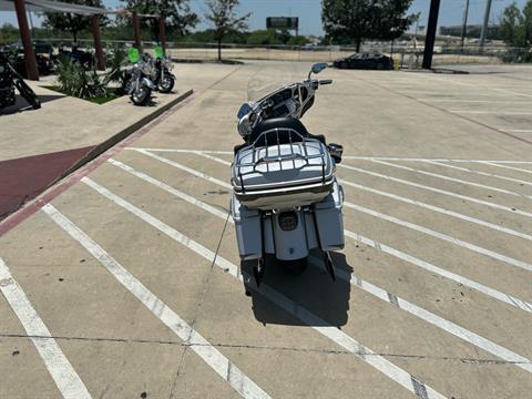 2017 Harley-Davidson CVO™ Limited in San Antonio, Texas - Photo 7