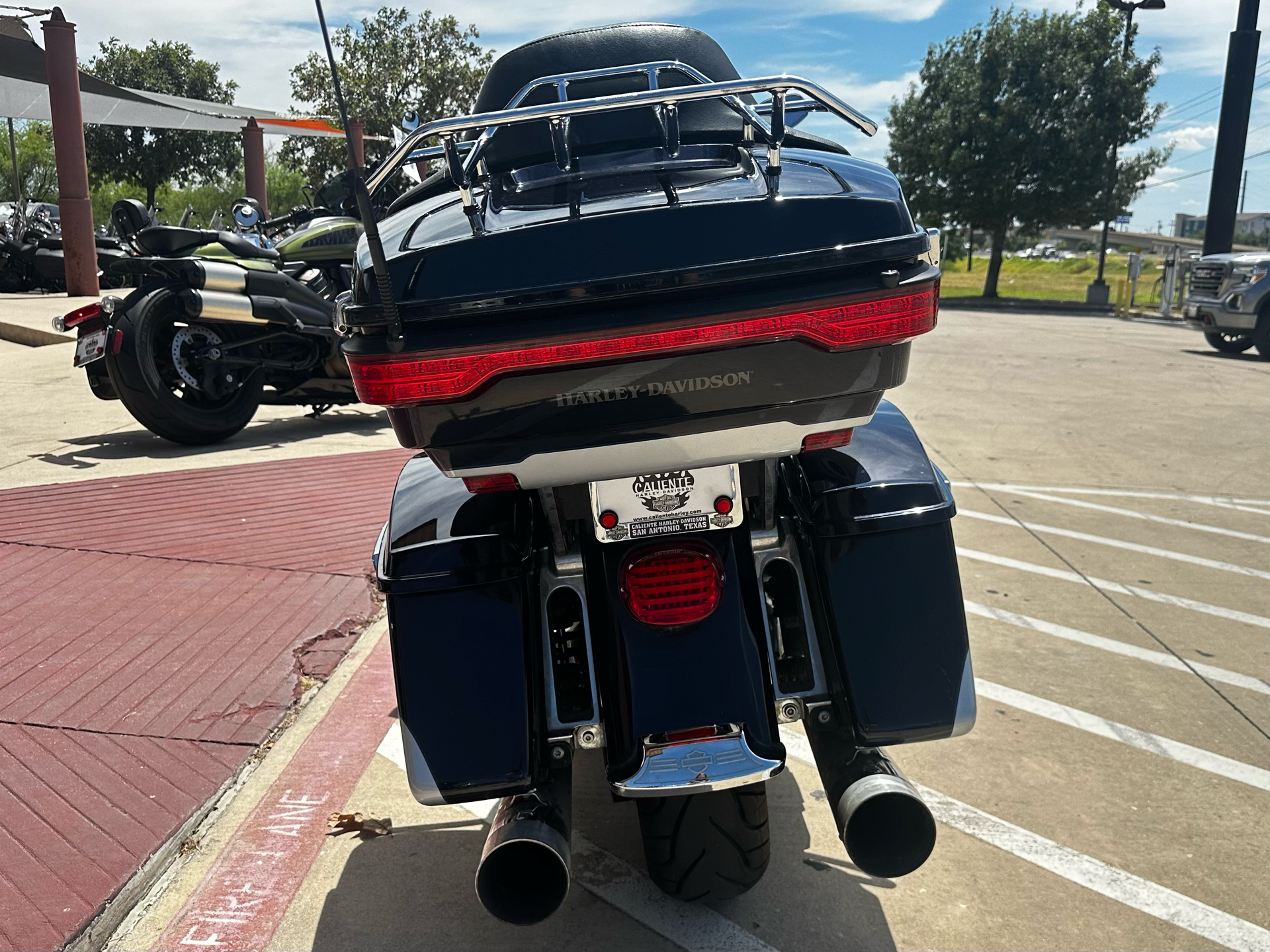 2019 Harley-Davidson Ultra Limited in San Antonio, Texas - Photo 7