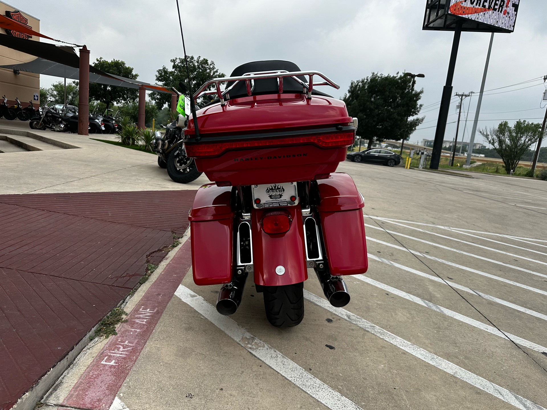 2023 Harley-Davidson Ultra Limited in San Antonio, Texas - Photo 7